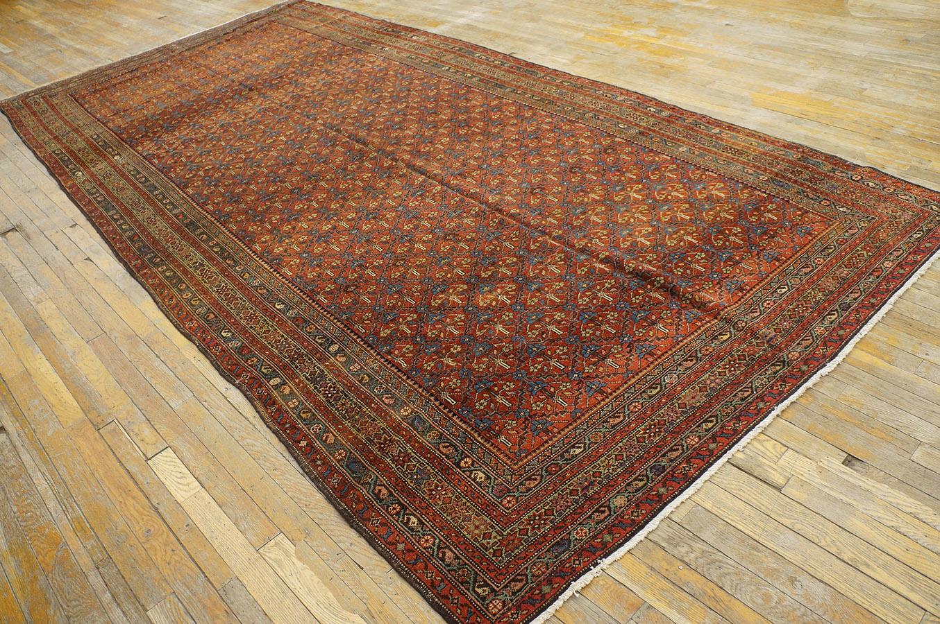 Anfang des 20. Jahrhunderts N.W. Persischer Galerie-Teppich ( 6' x 13' - 183 x 396 )
 Allover-Blumen-Gittermuster auf rotem Hintergrund. Mehrere kleine Bordüren mit verschiedenen Designelementen wie Sternen, Blumen und Boteh. Handgeknüpfte