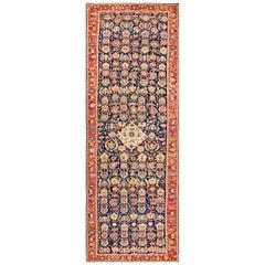Début du 19e siècle N.W. Tapis de galerie persan ( 6'10" x 20' - 208 x 610 )