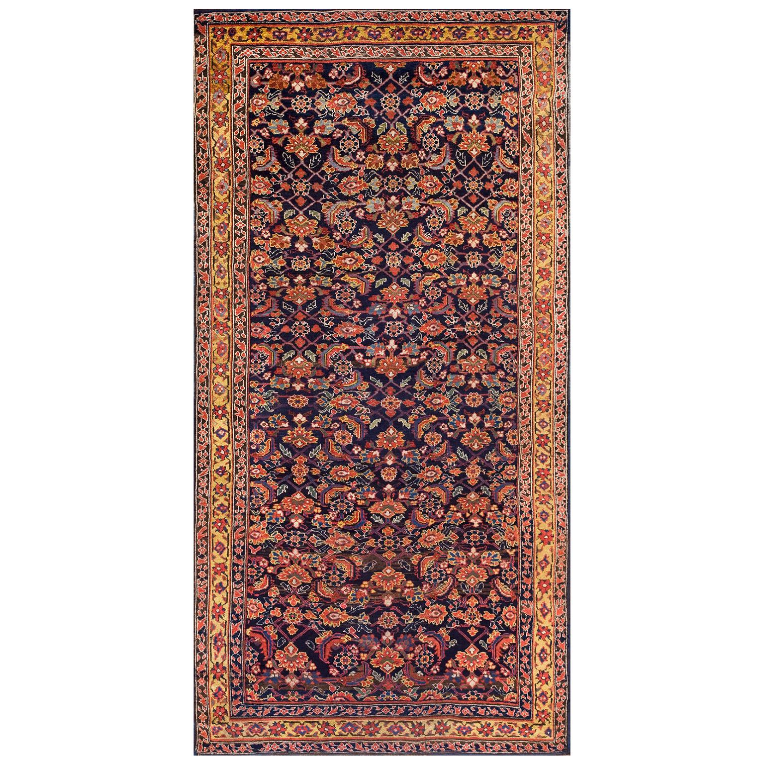 Mid-19th Century N.W Persian Carpet ( 4'10" x 9'4" - 147 x 284 )
