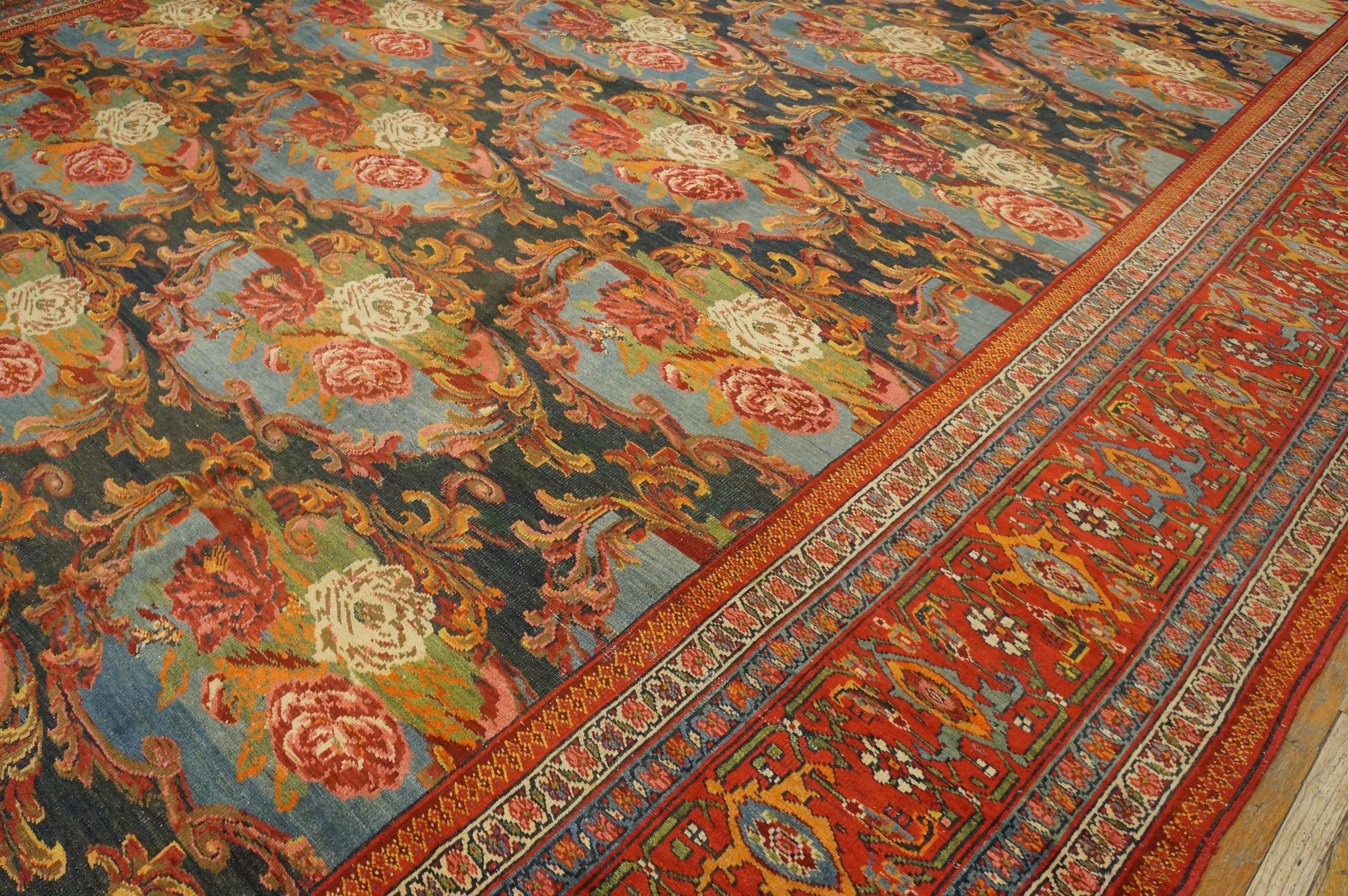 Antique N.W.Persian Rug In Good Condition For Sale In New York, NY