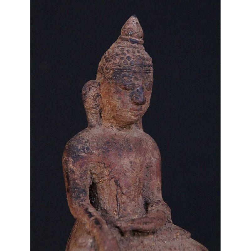 Antique Nyaung-Yan Buddha from Burma For Sale 1