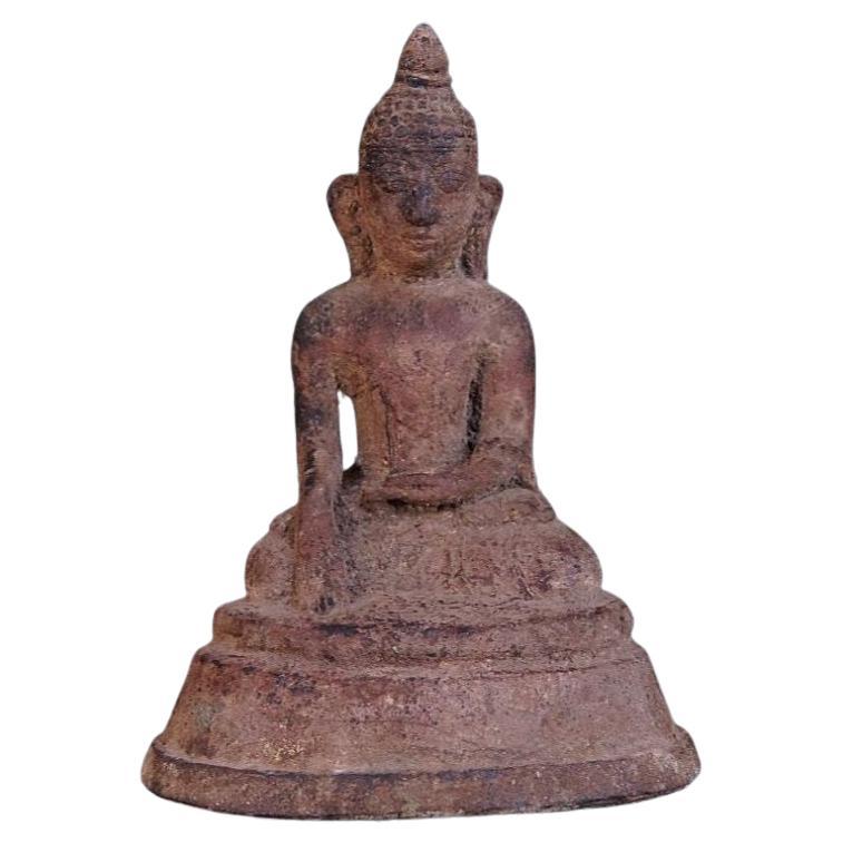 Antique Nyaung-Yan Buddha from Burma For Sale