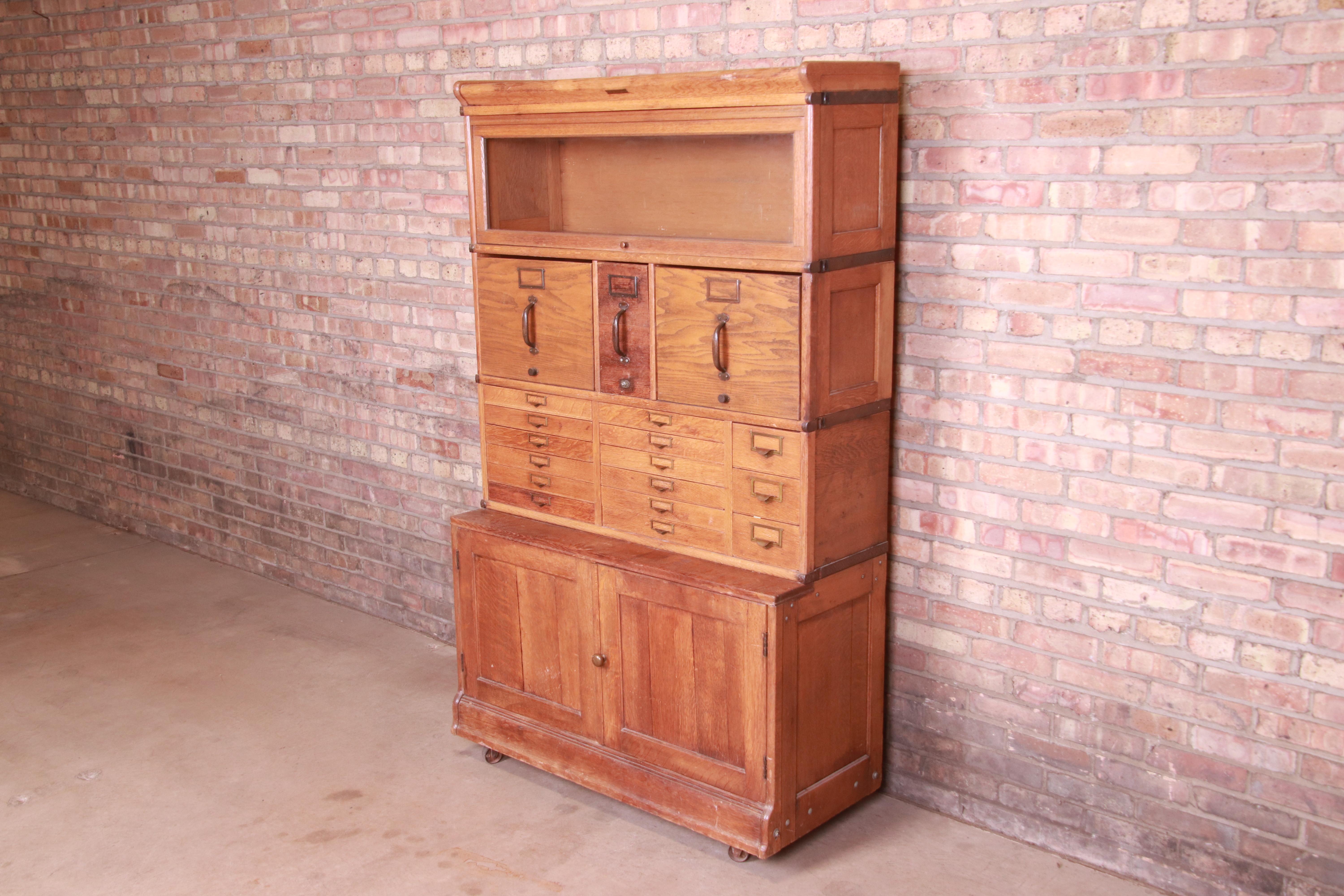 American Antique Oak 18-Drawer Card Catalog File Cabinet with Barrister Bookcase, 1920s