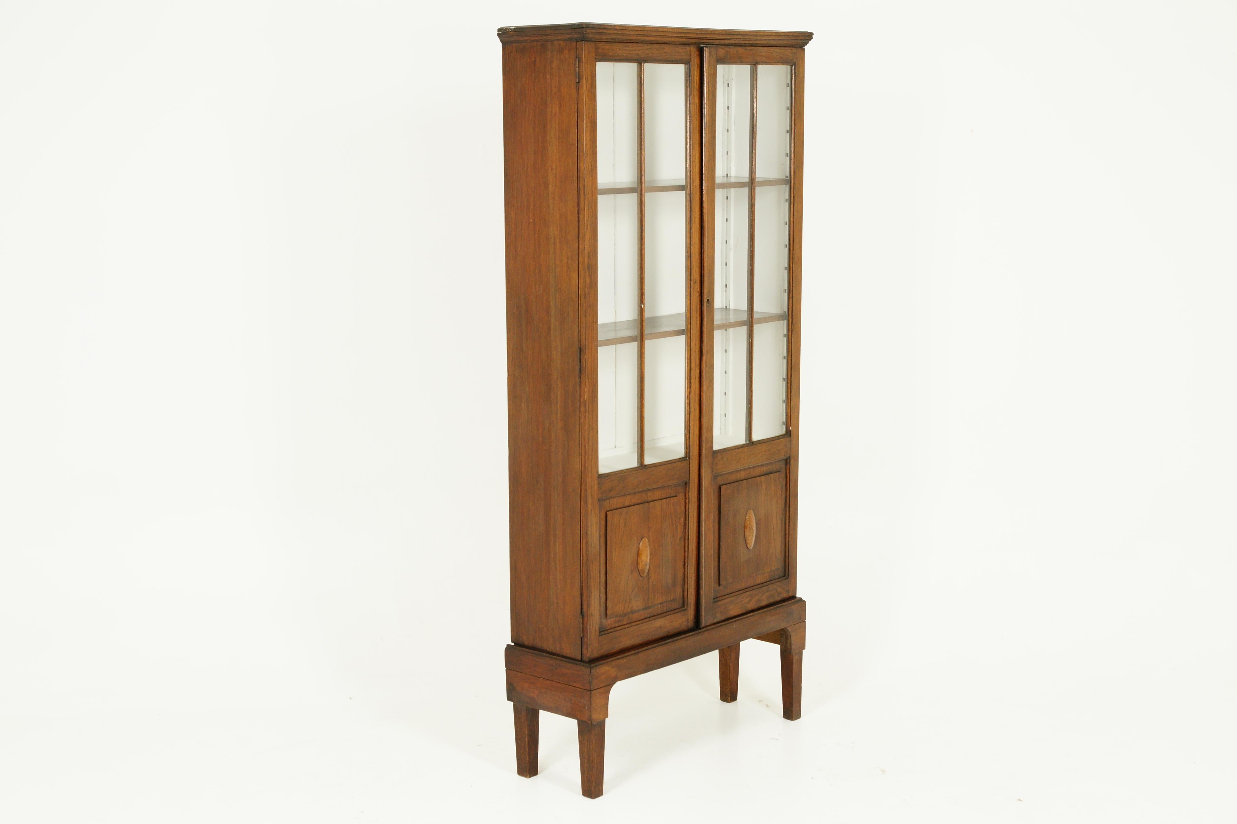 Antique Oak 2 Door Bookcase, Display Cabinet, Scotland 1920, B2338 In Good Condition In Vancouver, BC