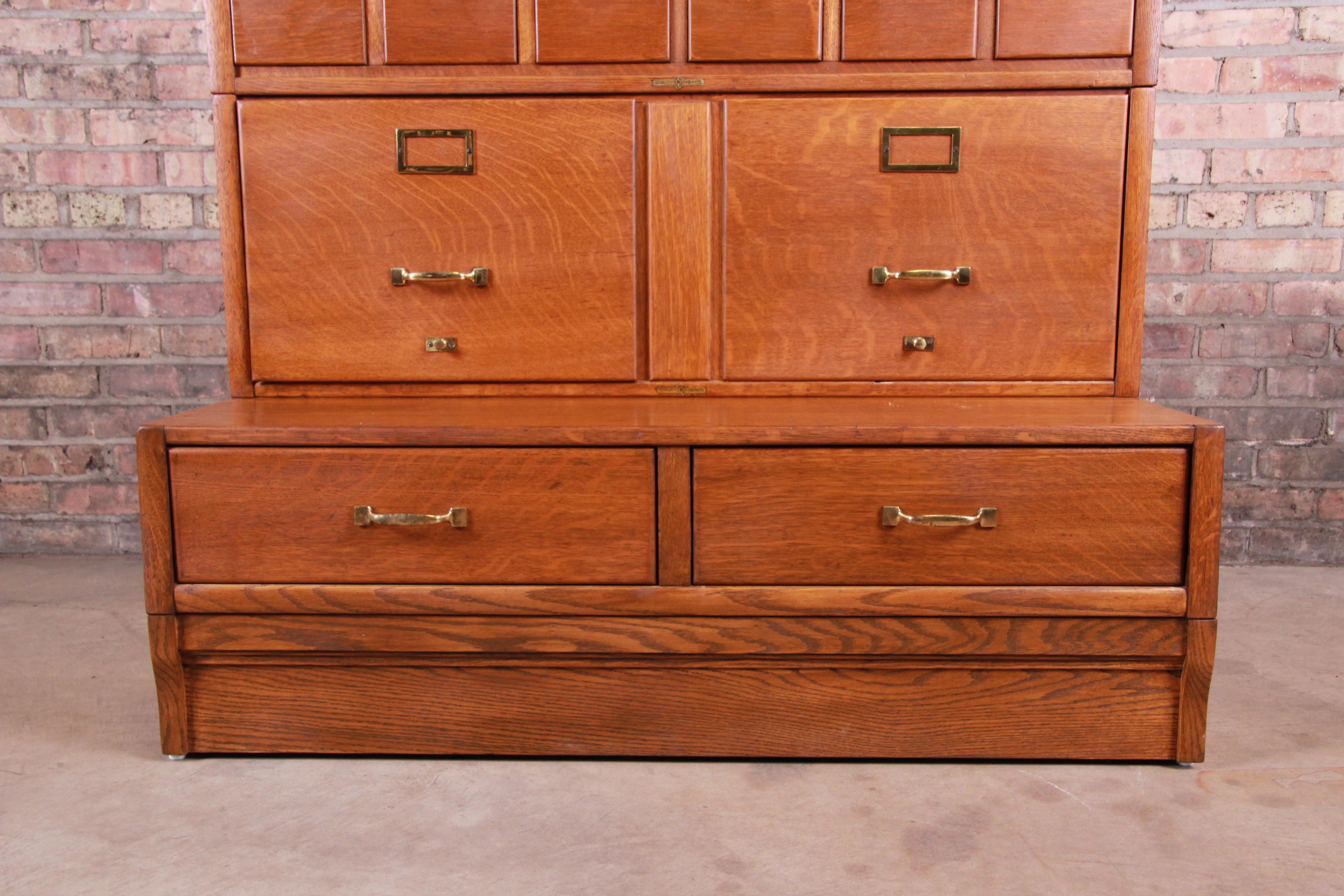 Antique Oak 24-Drawer Card Catalog File Cabinet, circa 1920s 6