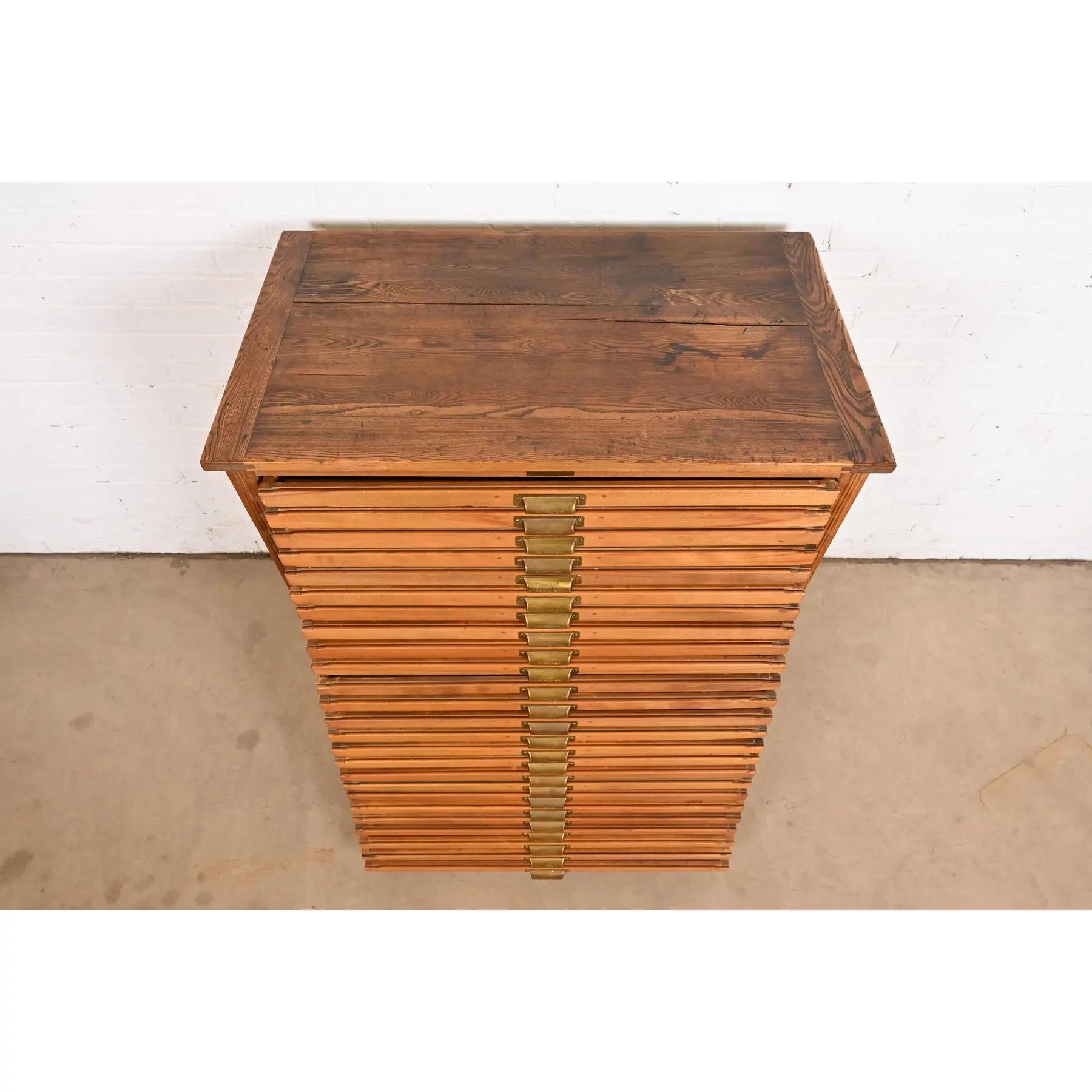 Antique Oak 25-Drawer Architect's Blueprint Flat File Cabinet by Hamilton, 1900 3
