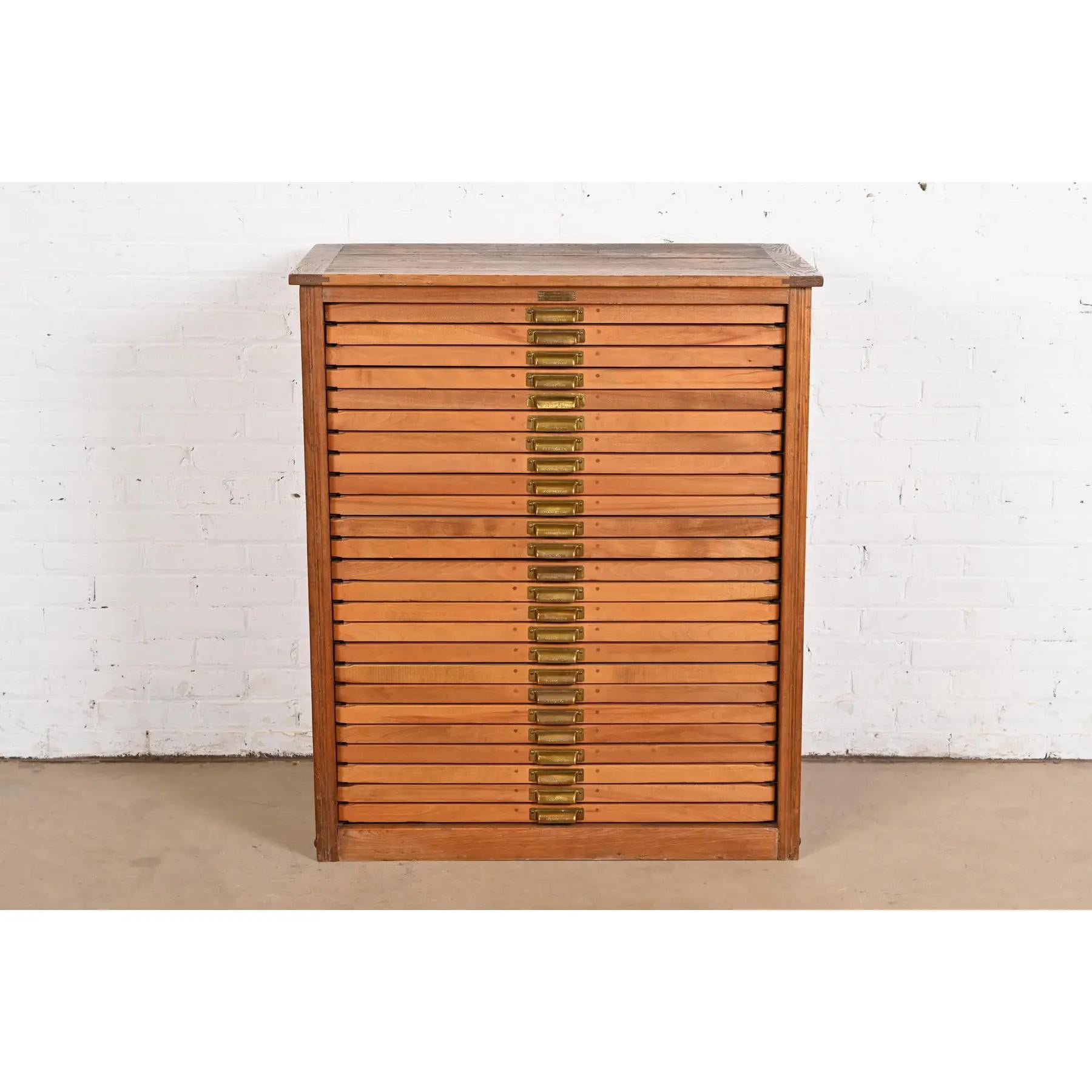Arts and Crafts Antique Oak 25-Drawer Architect's Blueprint Flat File Cabinet by Hamilton, 1900