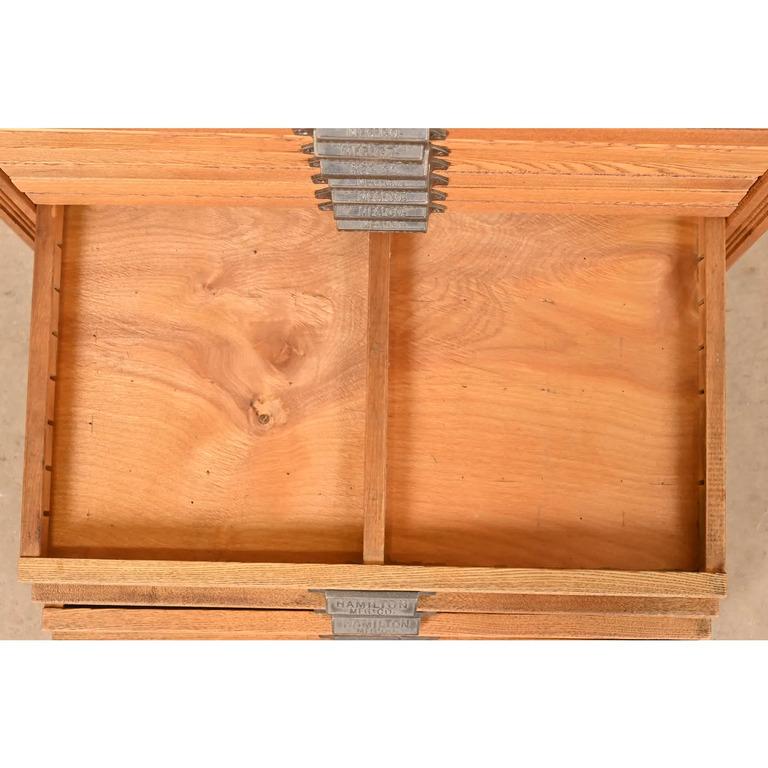 Antique Oak 25-Drawer Architect's Blueprint Flat File Cabinet by Hamilton For Sale 3