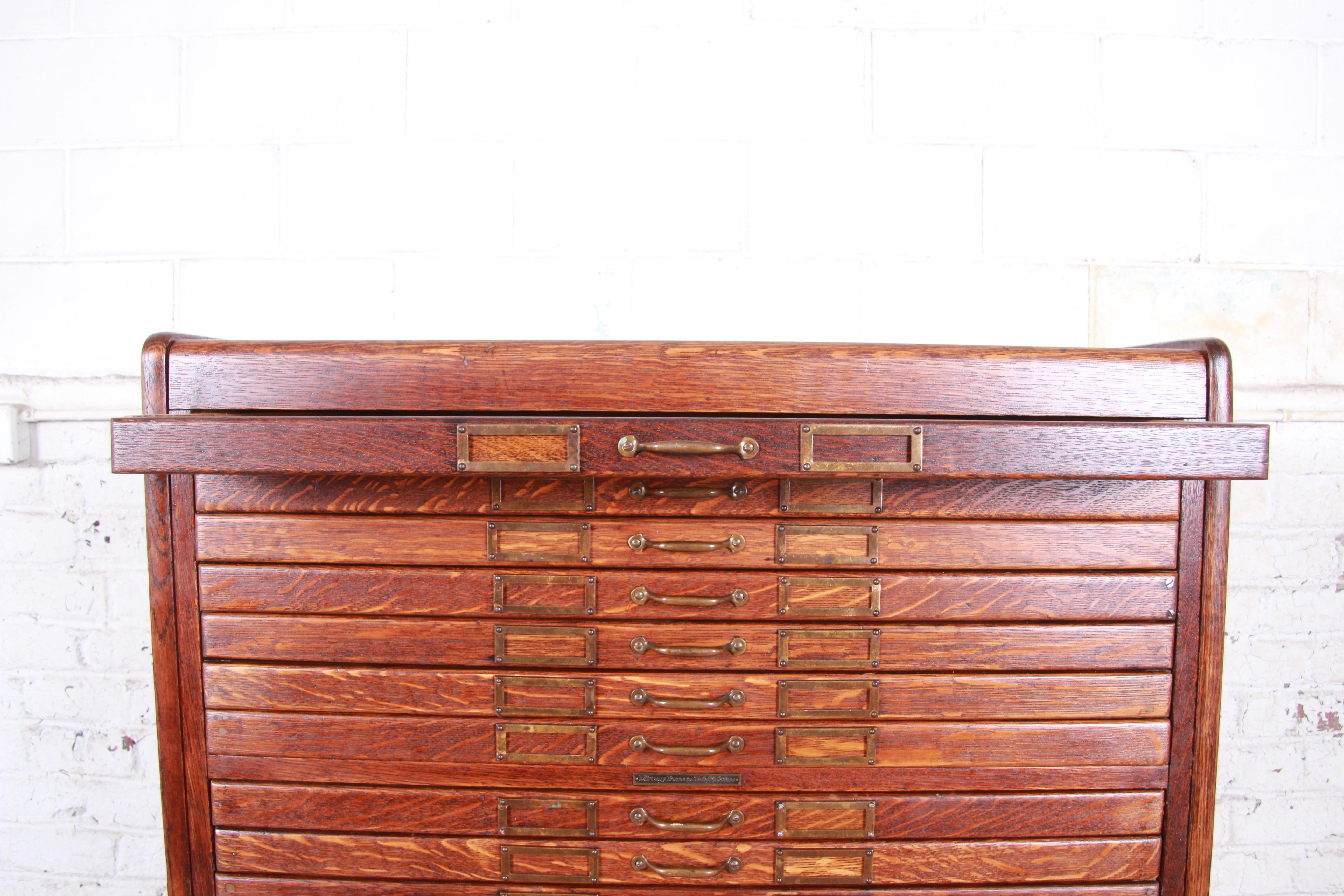 Antique Oak 26-Drawer Map Flat File, circa 1913 In Good Condition In South Bend, IN