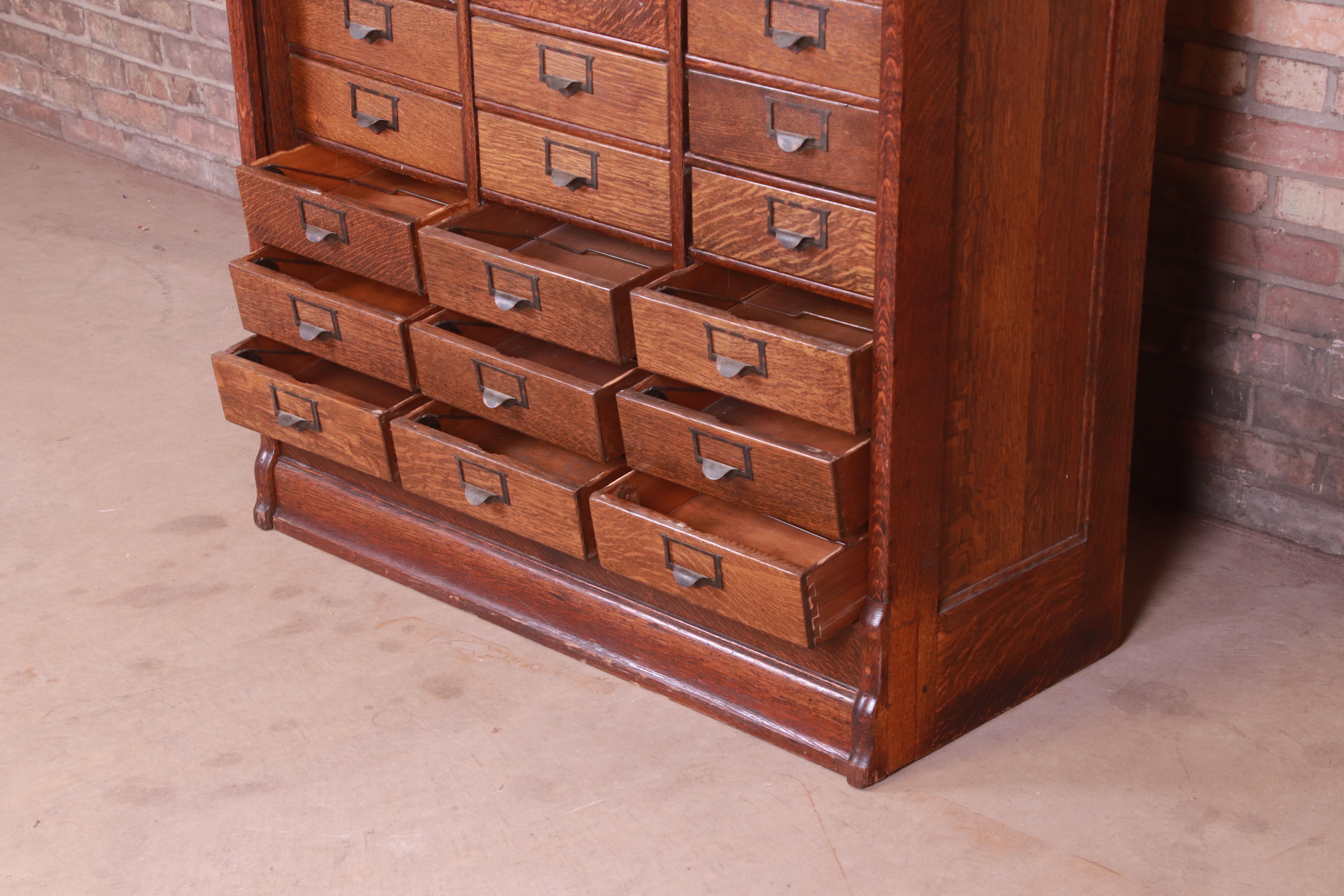 Antique Oak 45-Drawer Cabinet with Roll Down Tambour Door, circa 1900 In Good Condition In South Bend, IN