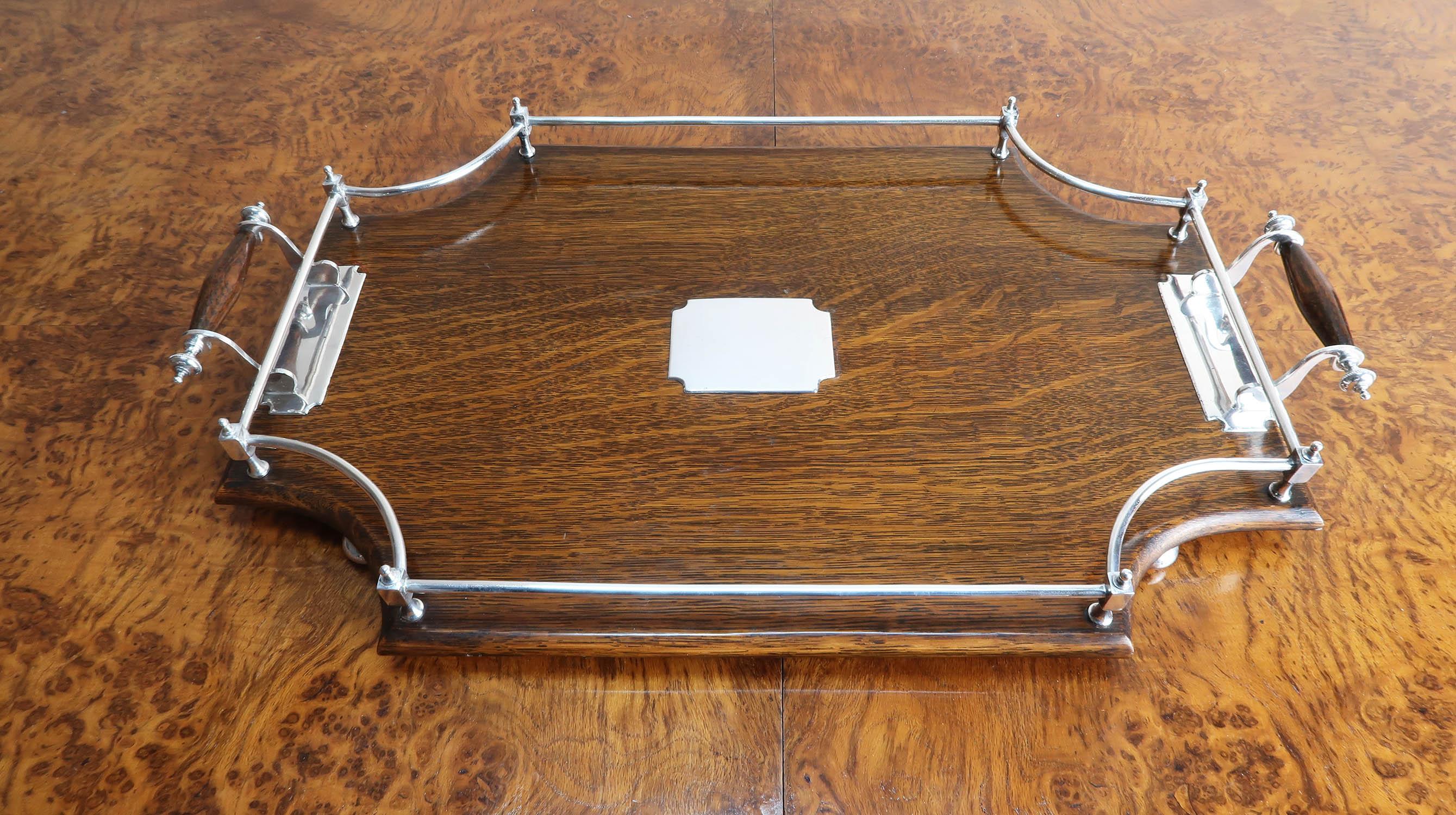 Very smart oak and silver plated tray.

Lovely colour of oak

Good condition. 

Original silver plate. No rubbing


