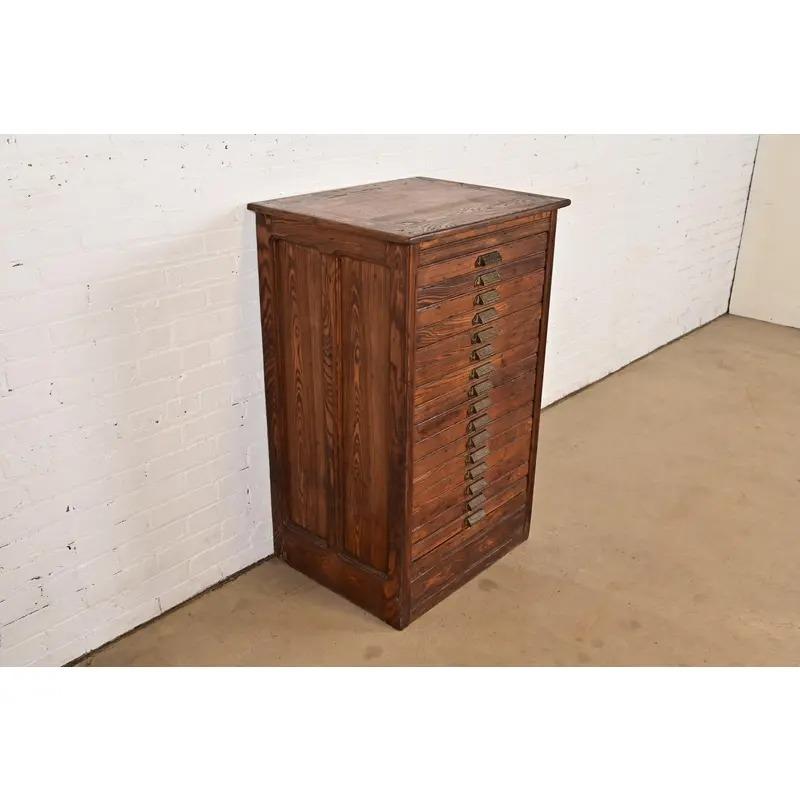 Antique Oak Architect's Blueprint File Cabinet by Hamilton, Circa 1900 In Good Condition For Sale In South Bend, IN