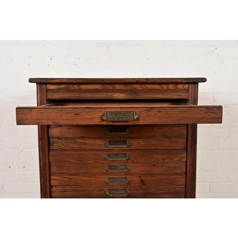 Antique Oak Architect's Blueprint File Cabinet by Hamilton, Circa 1900 For Sale 1