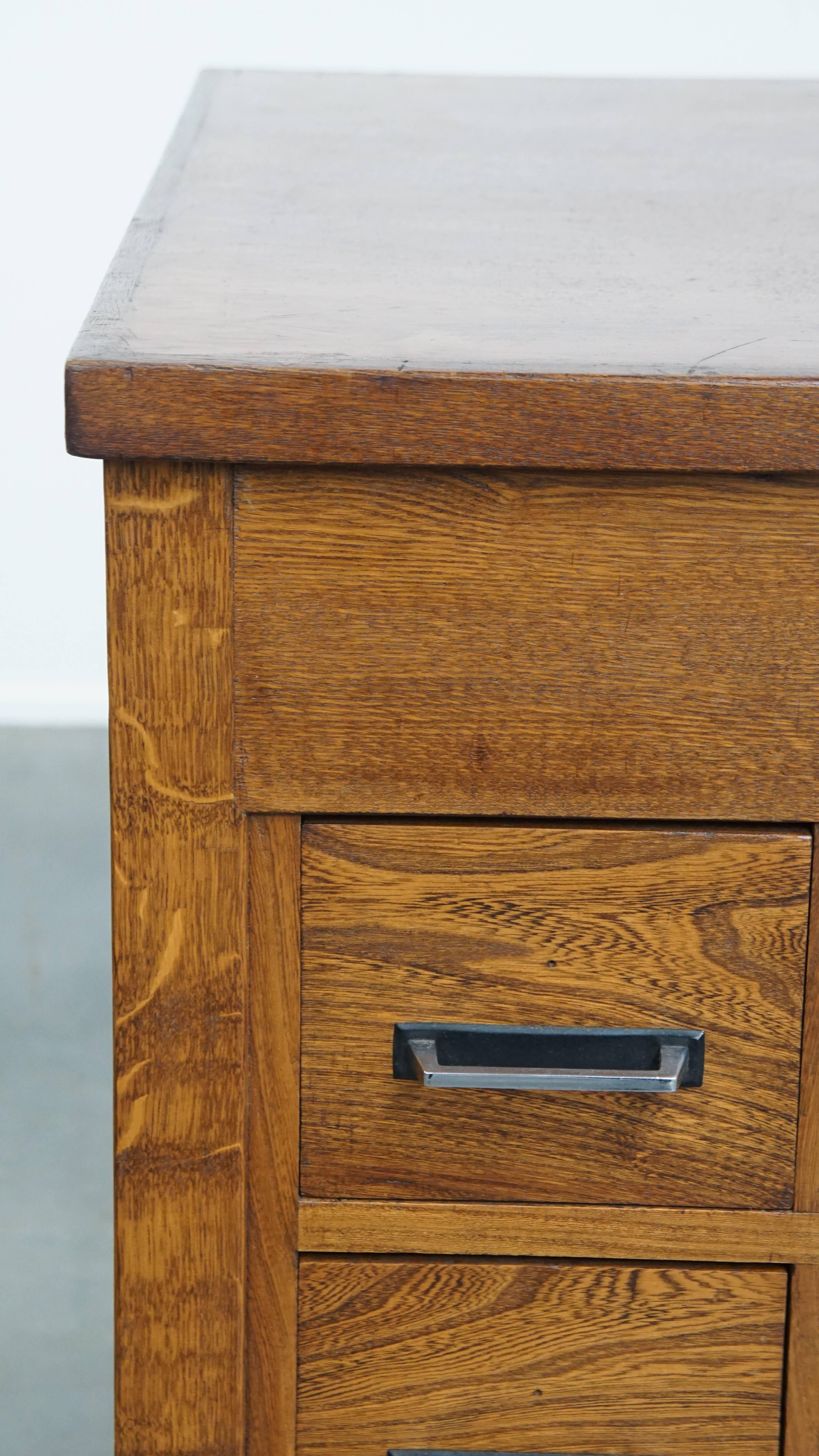 Antique Oak Art Deco Desk from the Early 20th Century in Amsterdam School Style For Sale 4