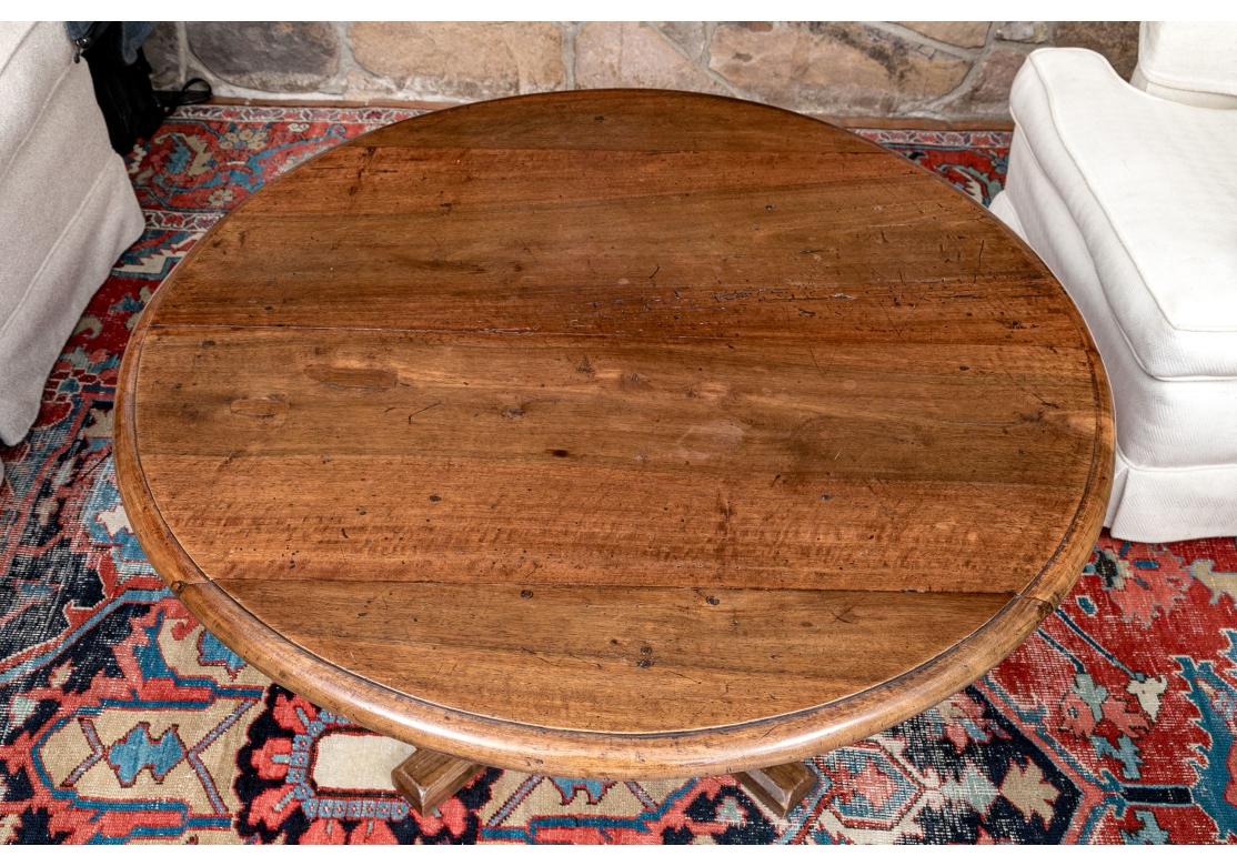 Antique Oak Arts and Crafts Era Round Pedestal Table In Fair Condition For Sale In Bridgeport, CT