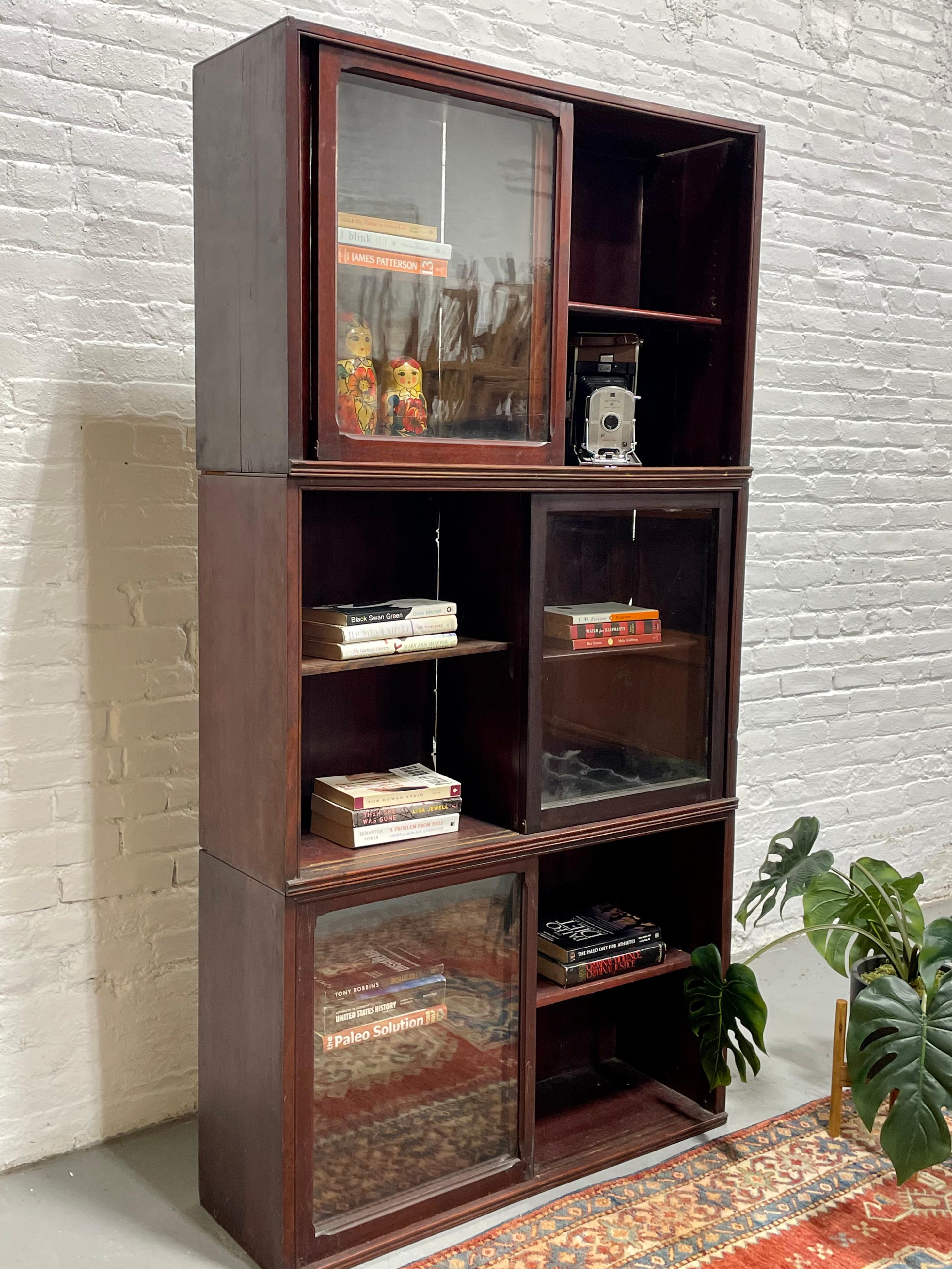 Antique Oak Barrister Bookcase / China Cabinet by Danner Furniture, circa 1910s 1