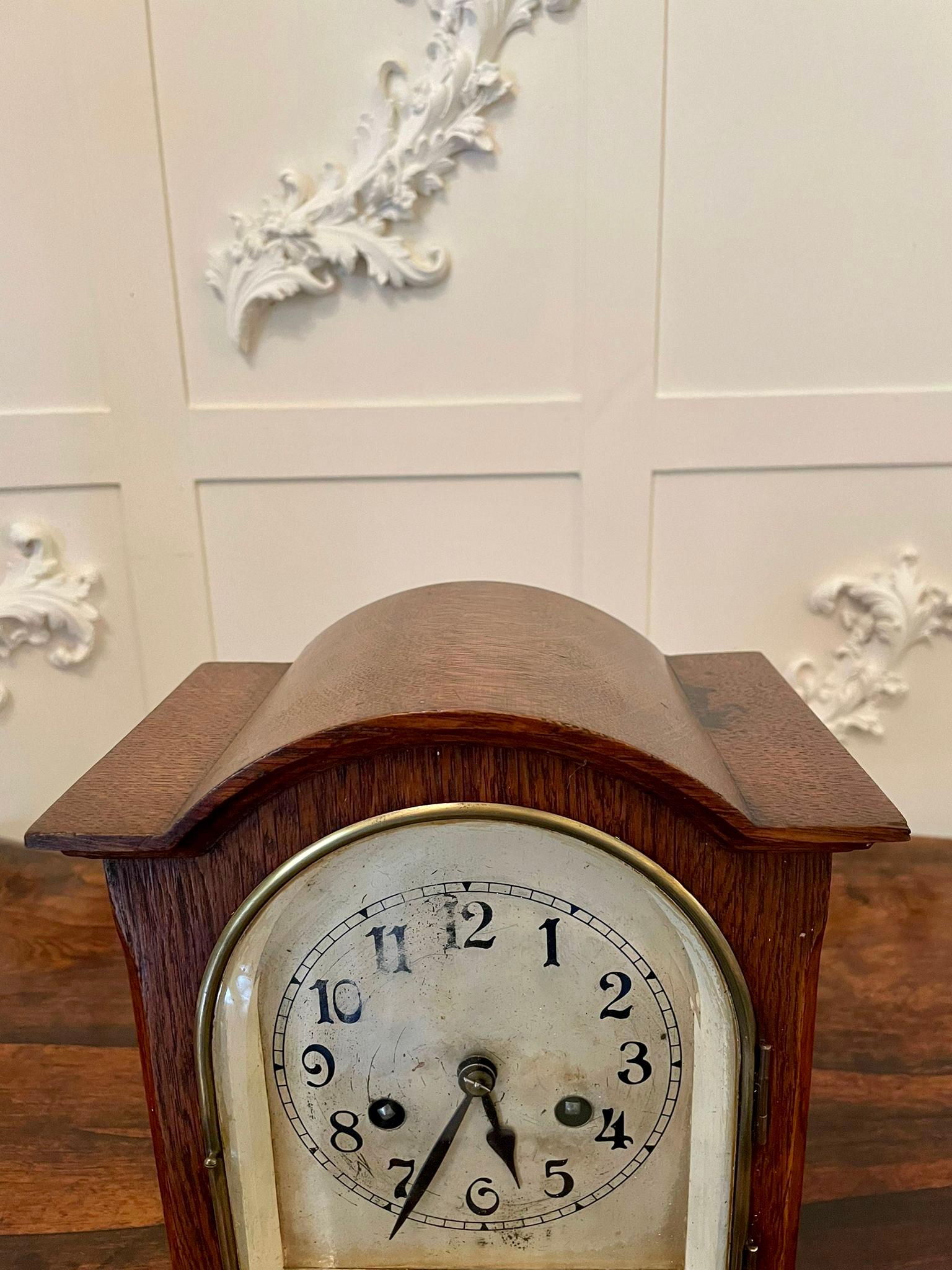 Early 20th Century Antique Oak Bracket Clock with Eight Day Striking Movement  For Sale
