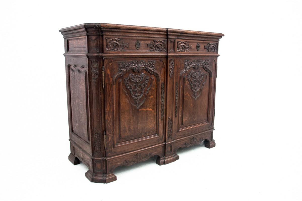 Antique Oak Cabinet, France, Late 19th Century For Sale 4