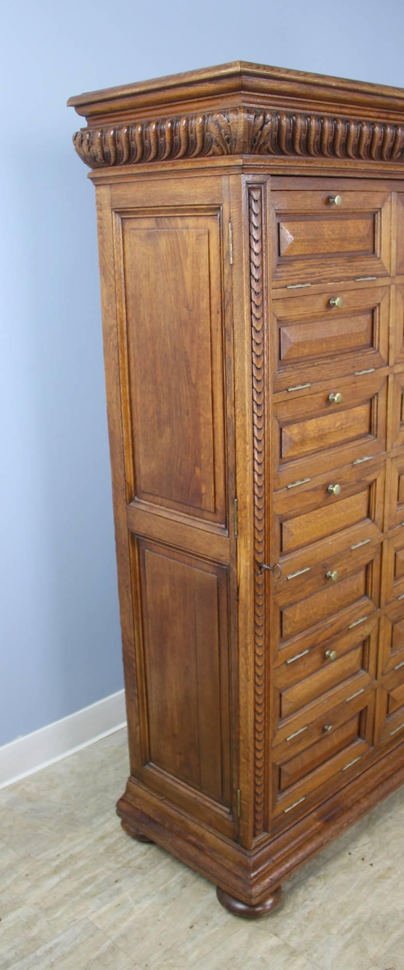 Antique Oak Cabinet with Side Locks and Original Keys 3