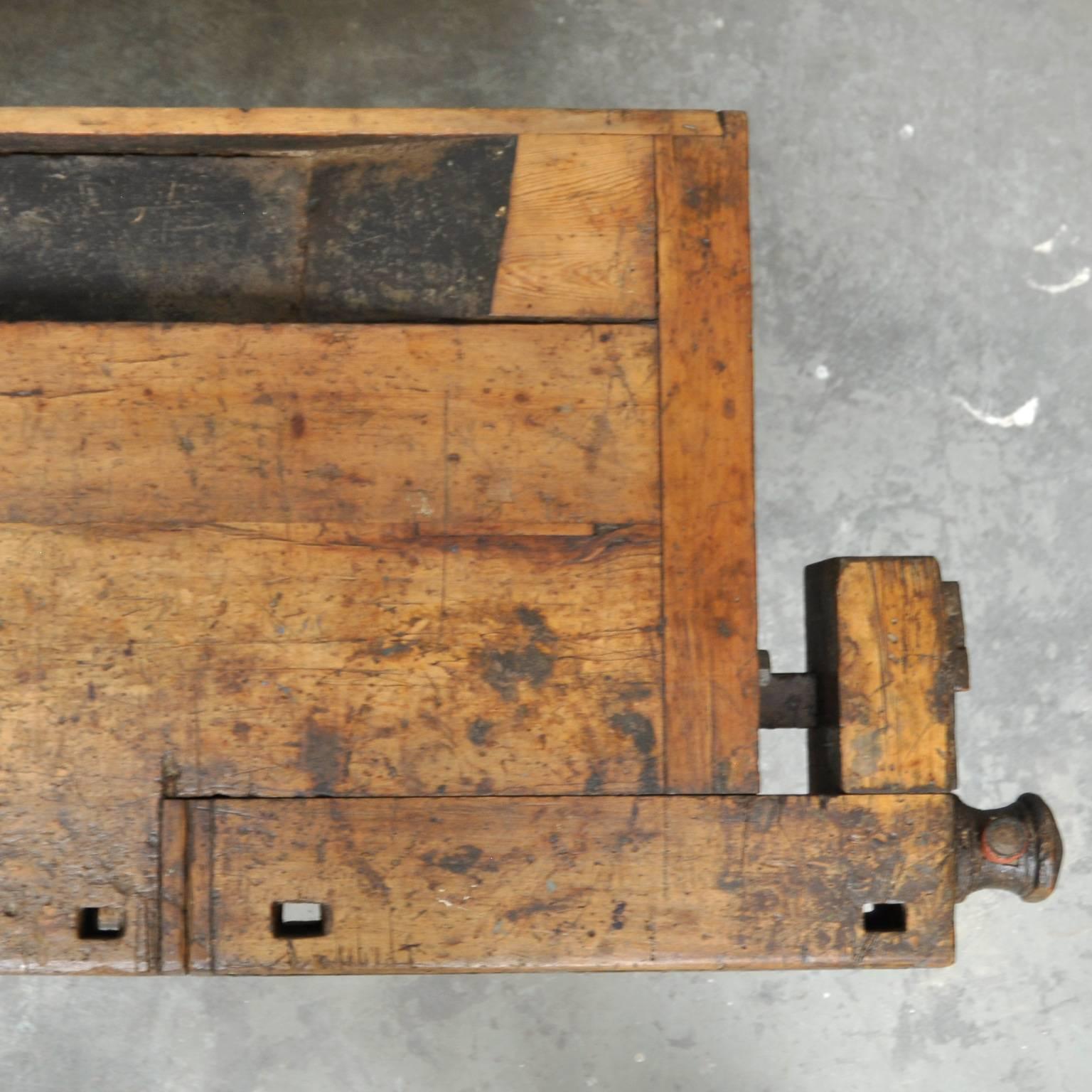 Industrial Antique Oak Carpenter's Workbench, 1930s