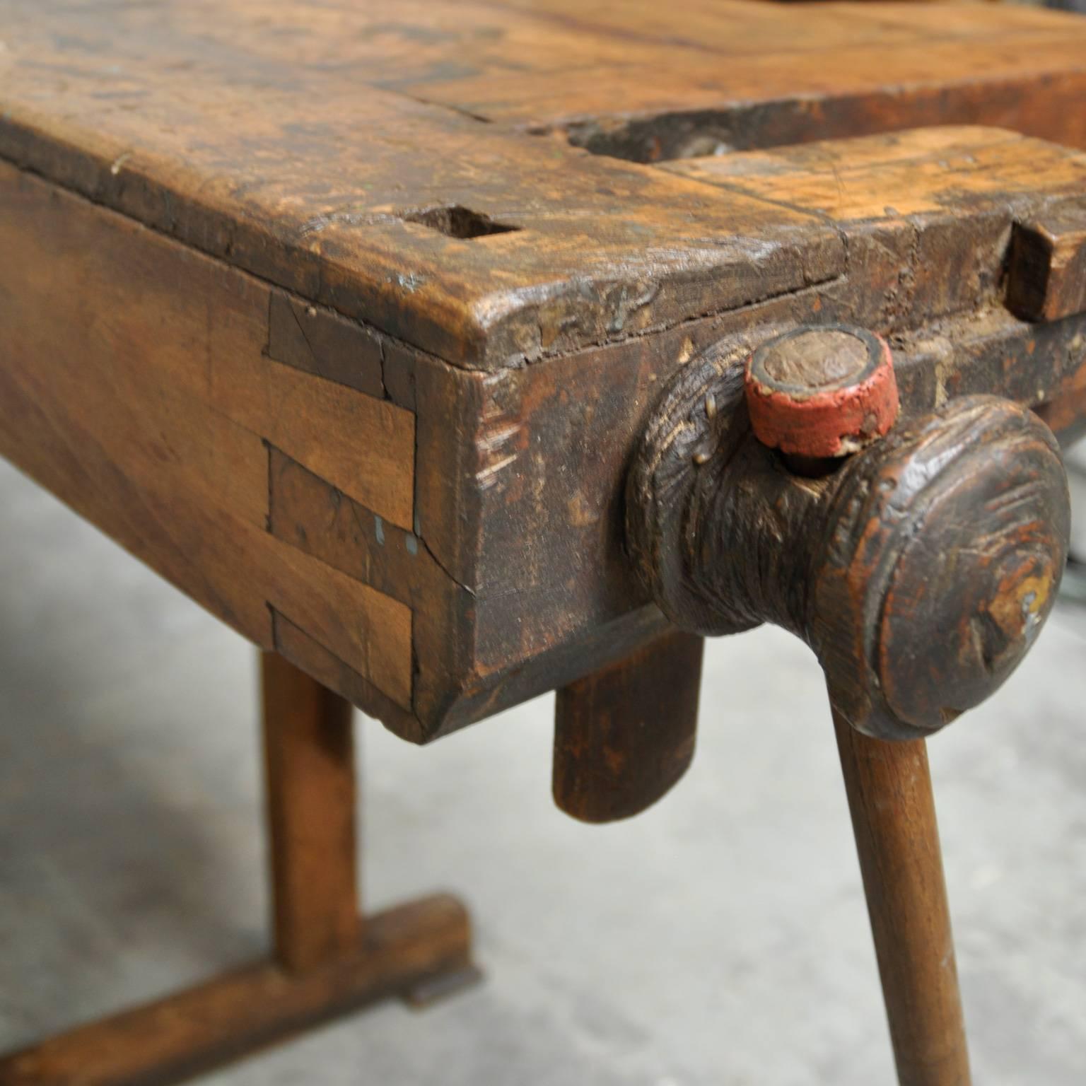 Antique Oak Carpenter's Workbench, 1930s In Good Condition In Amsterdam, Noord Holland