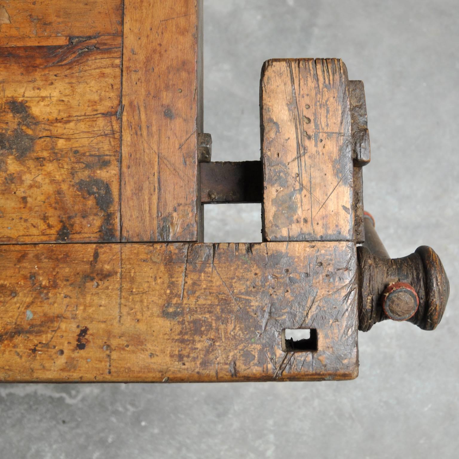 Antique Oak Carpenter's Workbench, 1930s 1