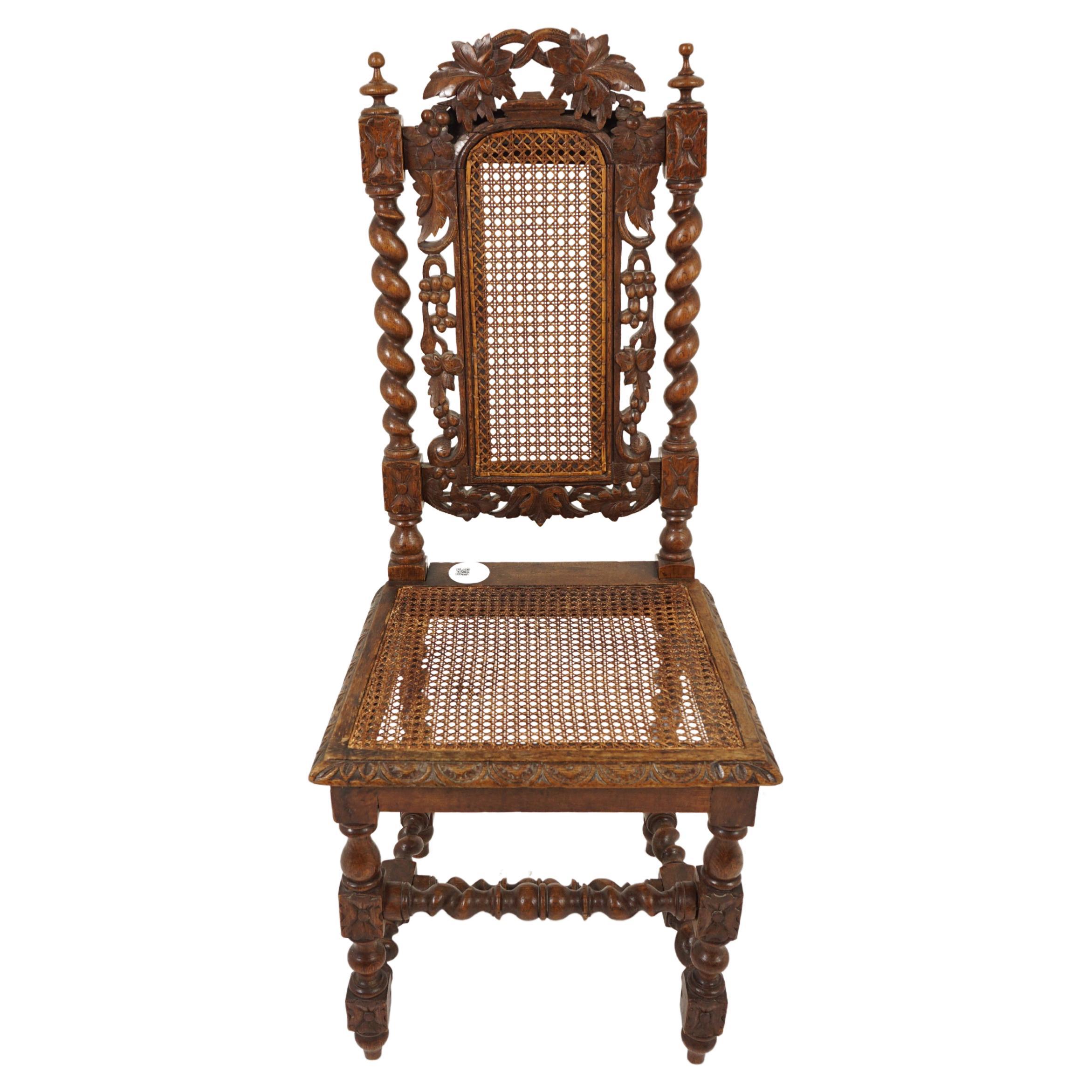 Chaise d'antiquités en chêne ancien, chaise de bureau et d'entrée gothique fortement sculptée , Écosse 1880 , H1063 en vente