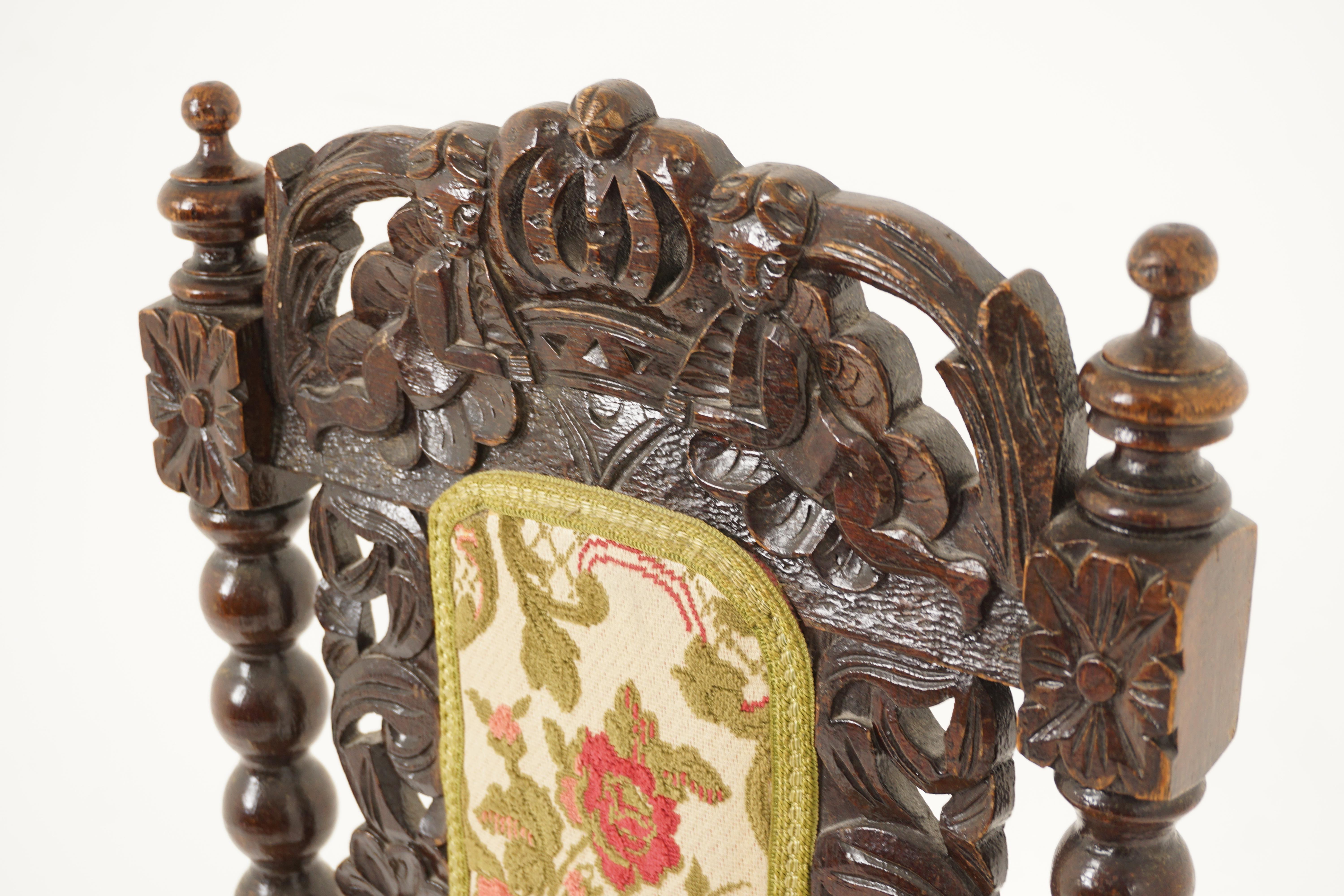 Antique Oak Chair, Heavily Carved Upholstered Hall Chair, Scotland 1880, H1117 In Good Condition In Vancouver, BC