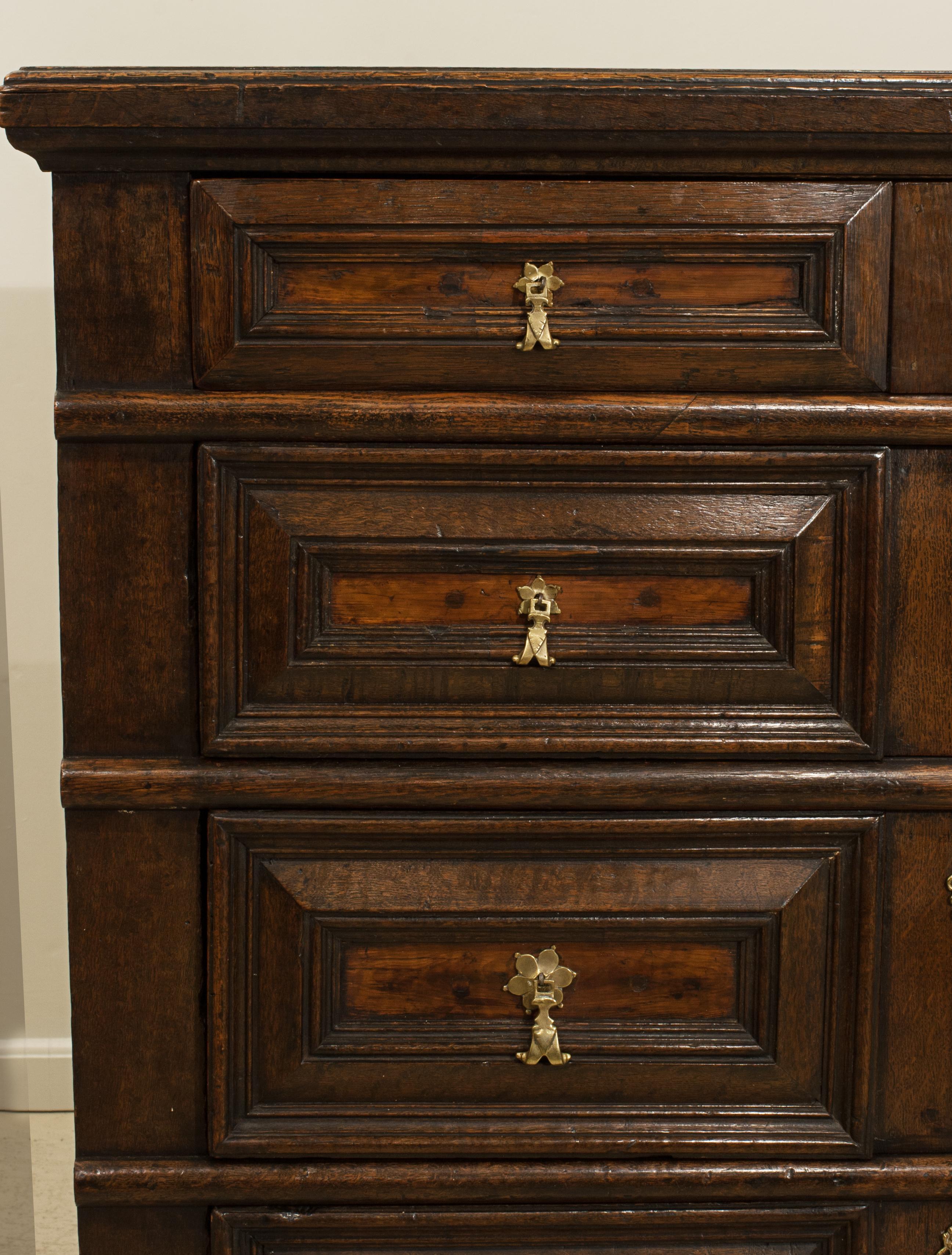 Antique Oak Chest of Drawers For Sale 6