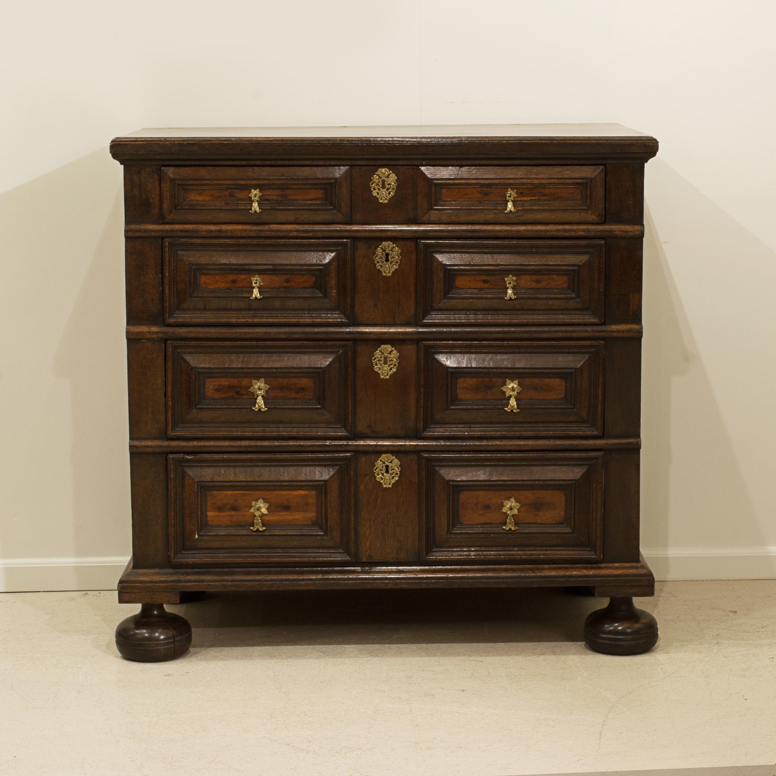 Antique Oak Chest of Drawers For Sale 7