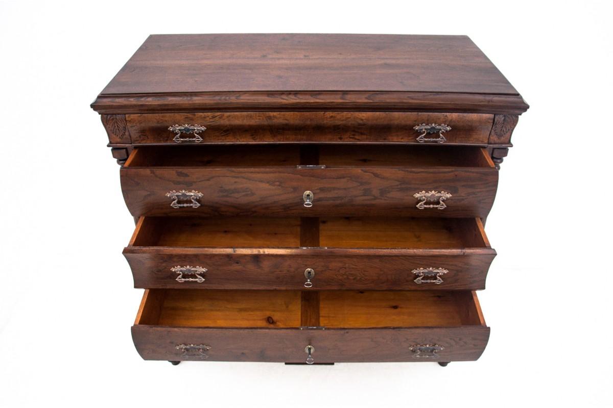 Antike Kommode aus Eiche, Nordeuropa, um 1890. (Messing) im Angebot