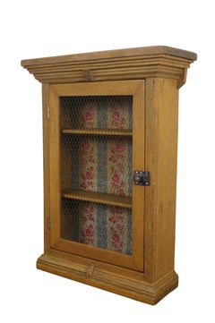 Antique Oak Chicken Wire Wall Hanging Curio Cabinet Trinket Display Case 25"