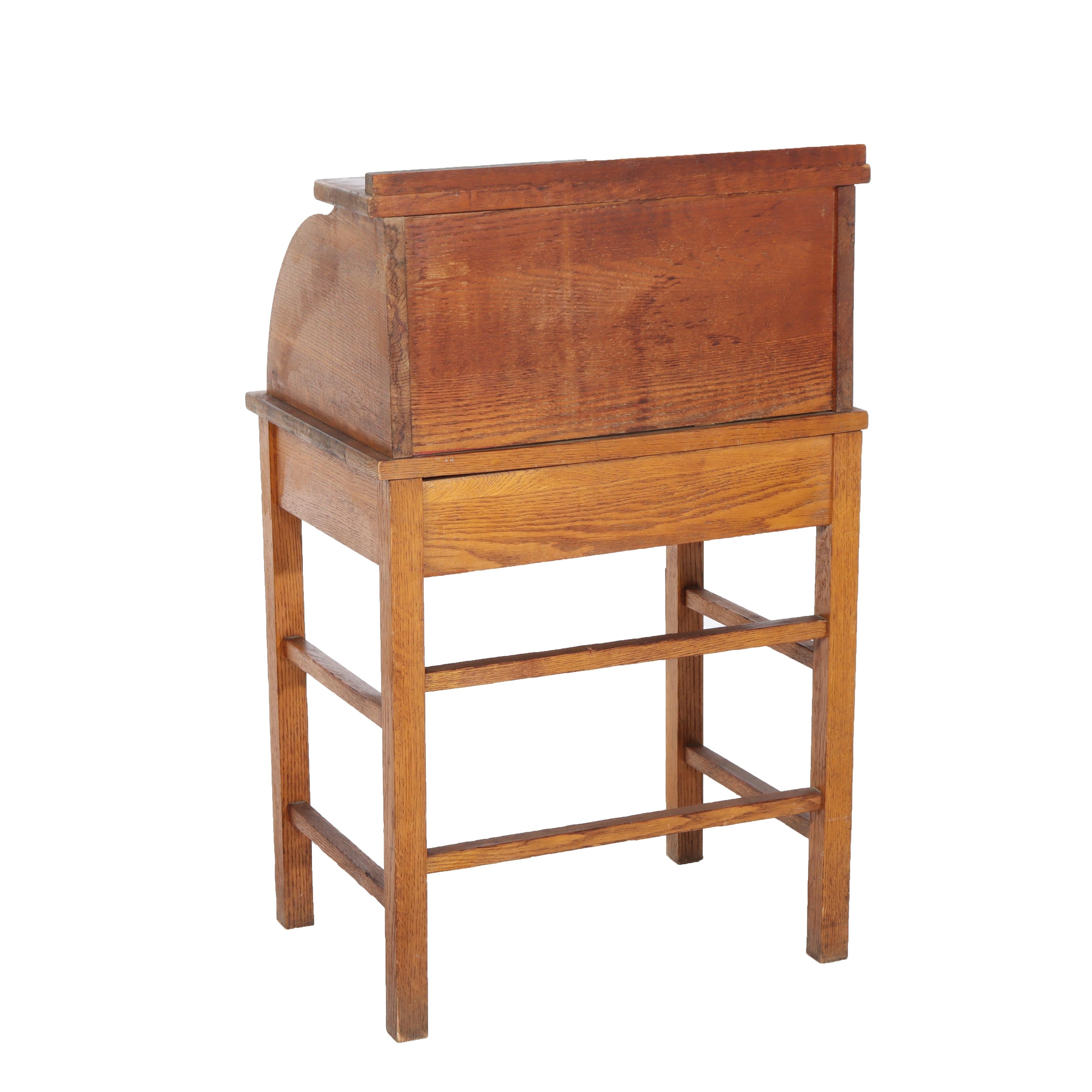 Escritorio antiguo de roble para niños C1920 Roble en venta