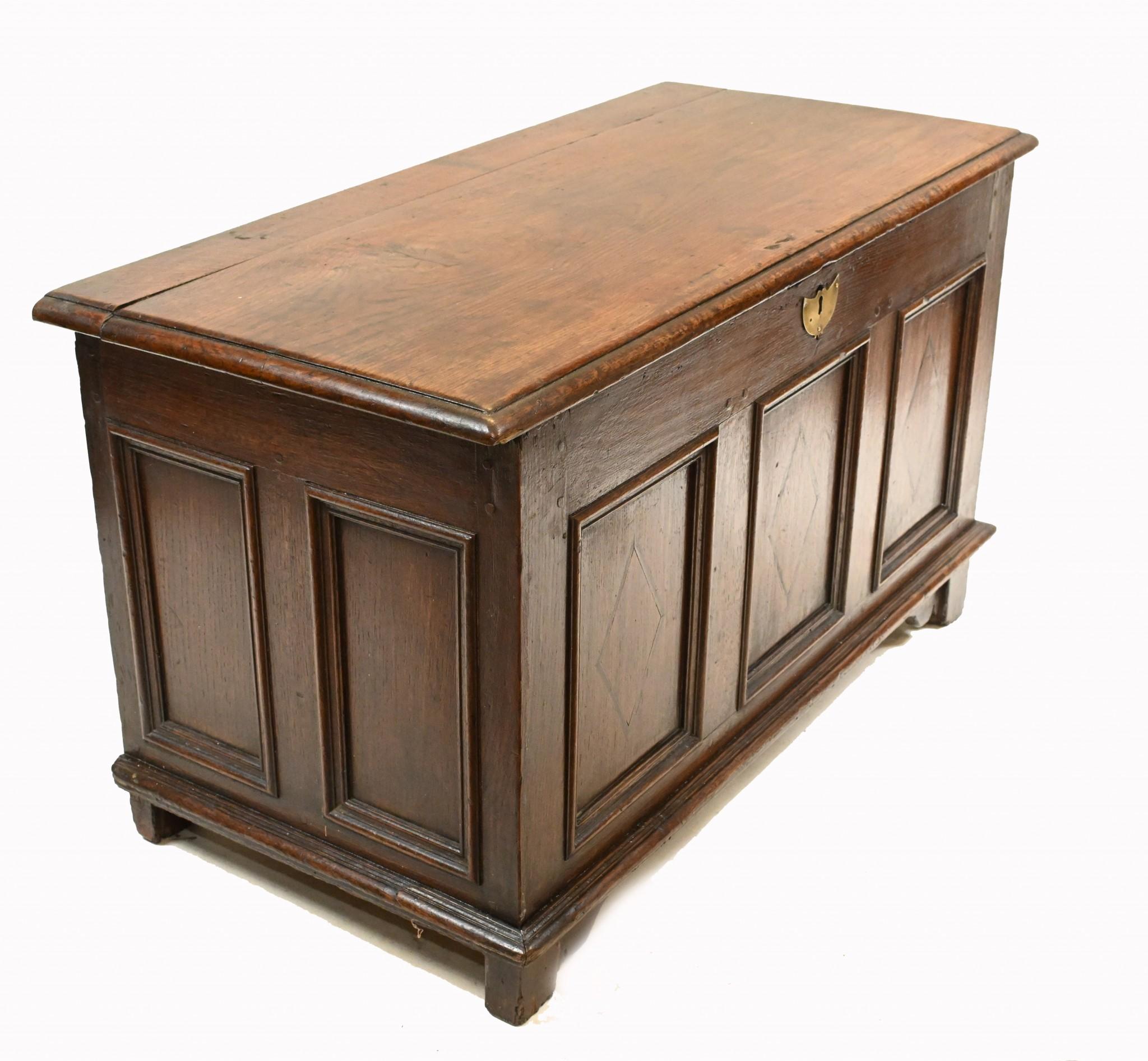 Antique Oak Coffer Chest 17th Century Box For Sale 8