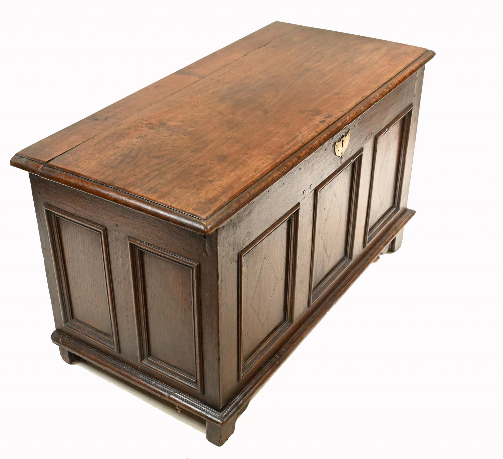 Antique Oak Coffer Chest 17th Century Box For Sale 9