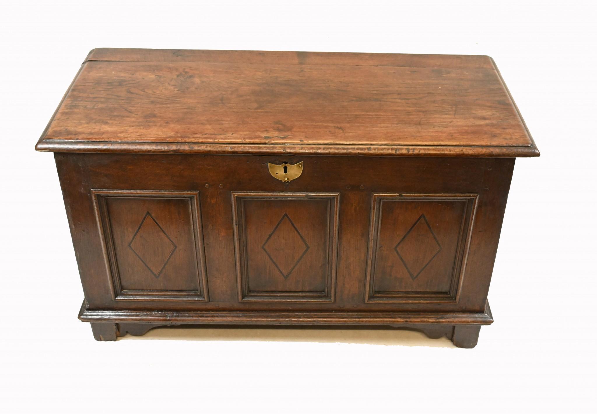Antique Oak Coffer Chest 17th Century Box For Sale 1