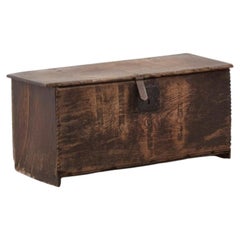 Antique oak coffer - UK, 18th Century