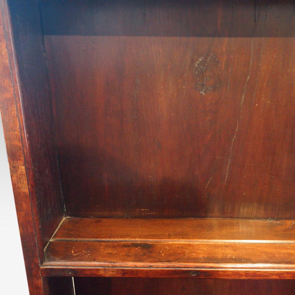 Antique Oak Cottage Dresser For Sale 4