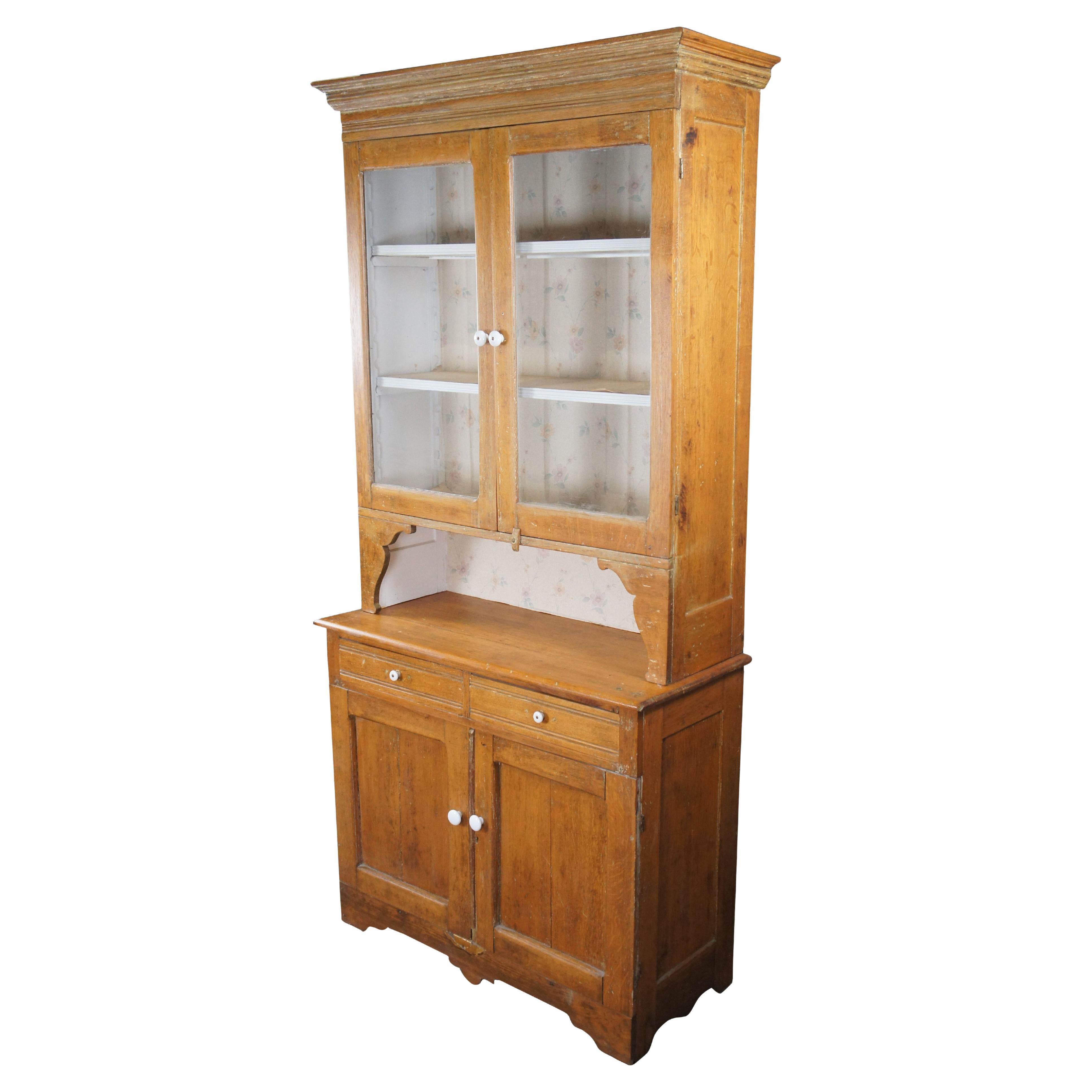 Antico armadietto di Oak Country Farmhouse Stepback Hutch Display Cabinet 84"