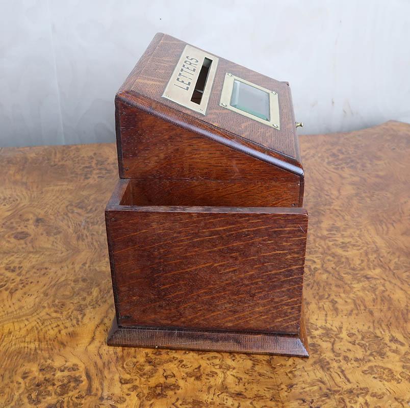 Antique Oak Country House Letter Box by J.C Vickery. English C.1910 In Good Condition In St Annes, Lancashire