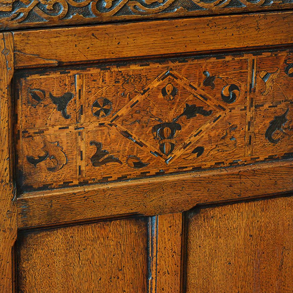 Late 19th Century Antique English Elizabethan style Oak Court Cupboard, 19th. century 