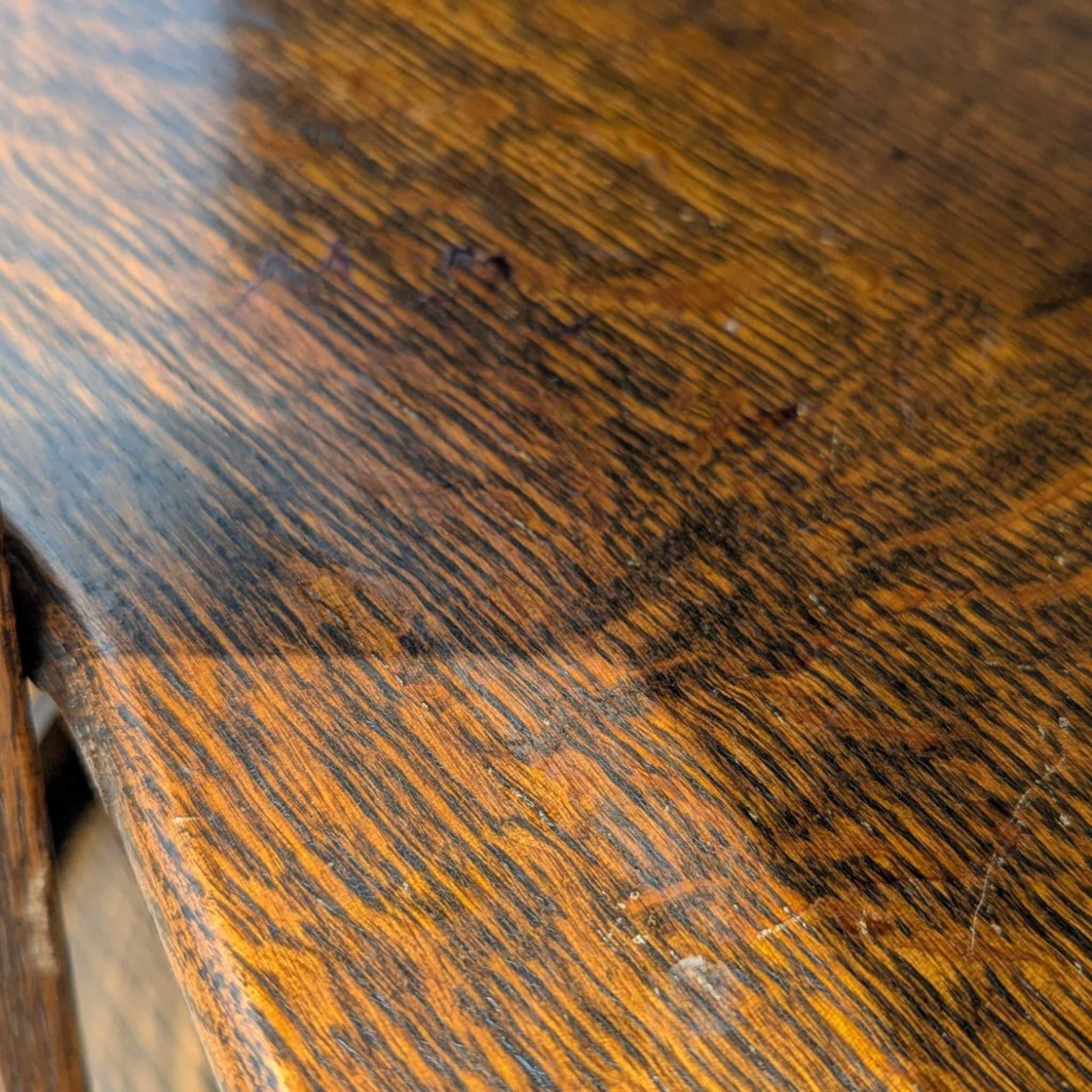 Antigua vitrina de cristal curvada de roble con patas de garra, principios del siglo XX en venta 5