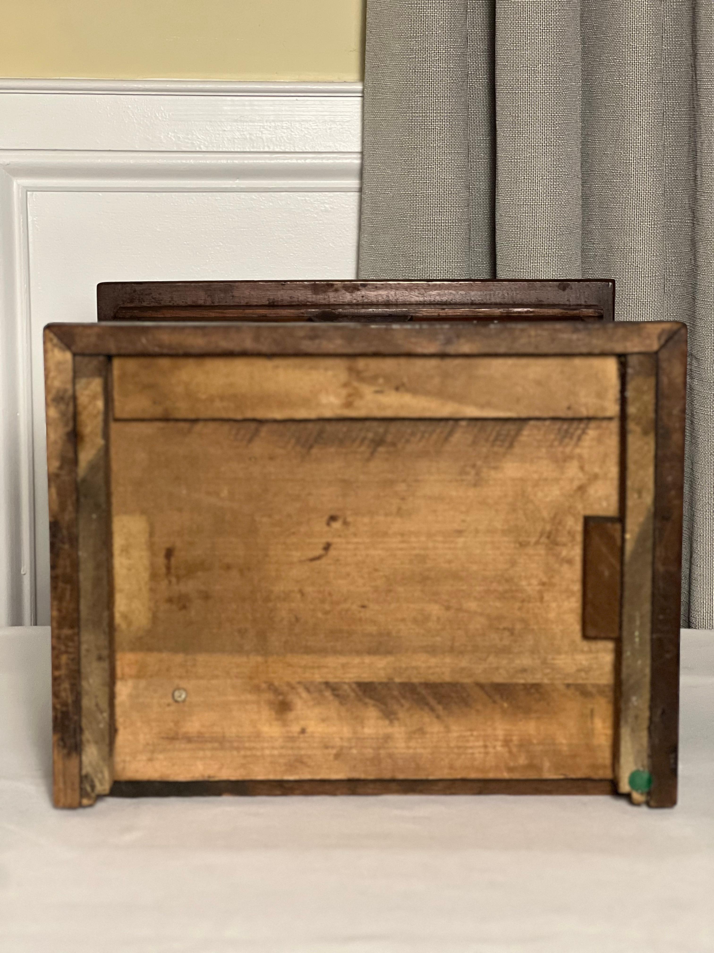 Antique Oak Desktop Letter File Cabinet by American Cabinet Co. en vente 8