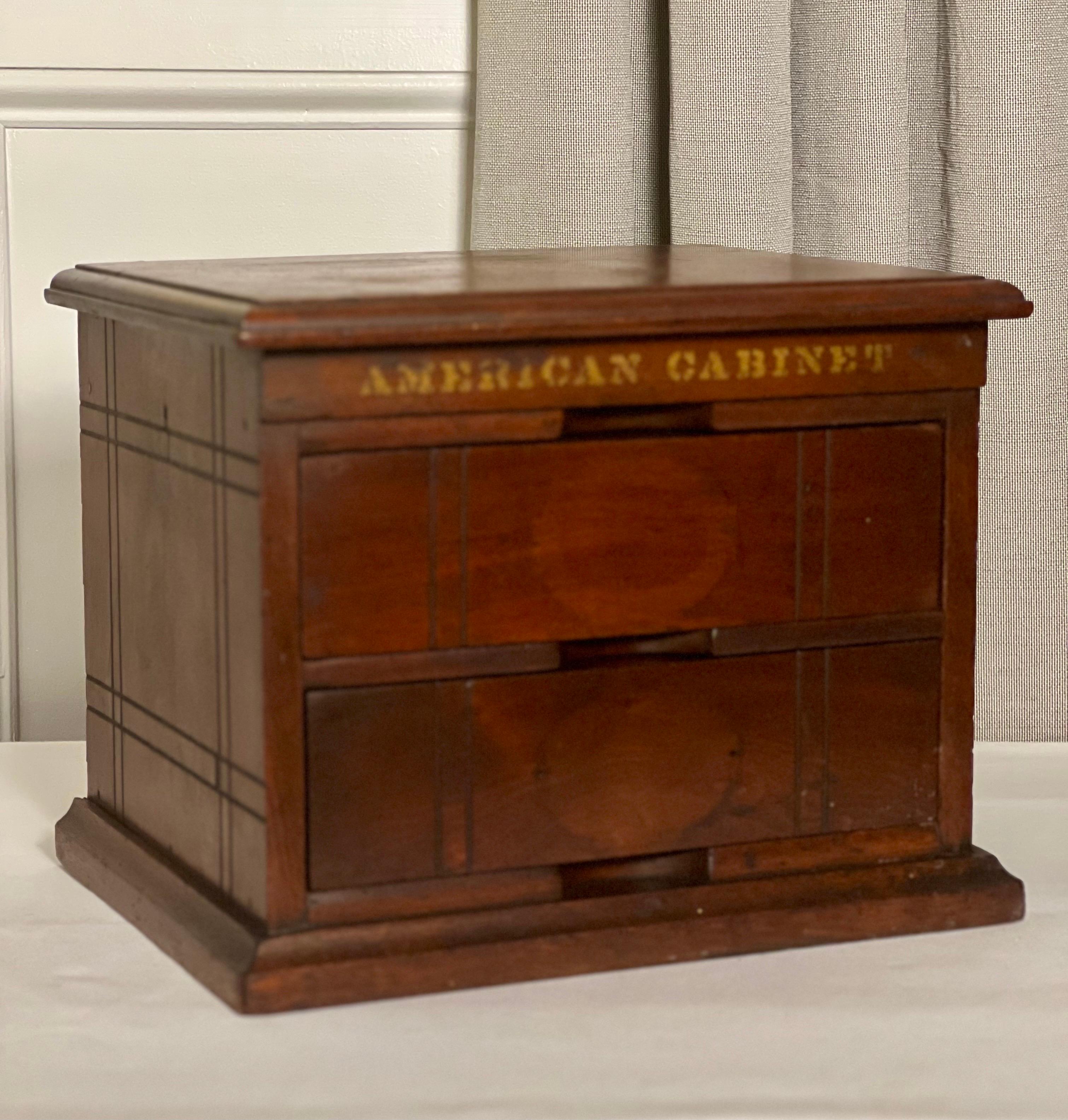 Arts and Crafts Antique Oak Desktop Letter File Cabinet by American Cabinet Co. en vente