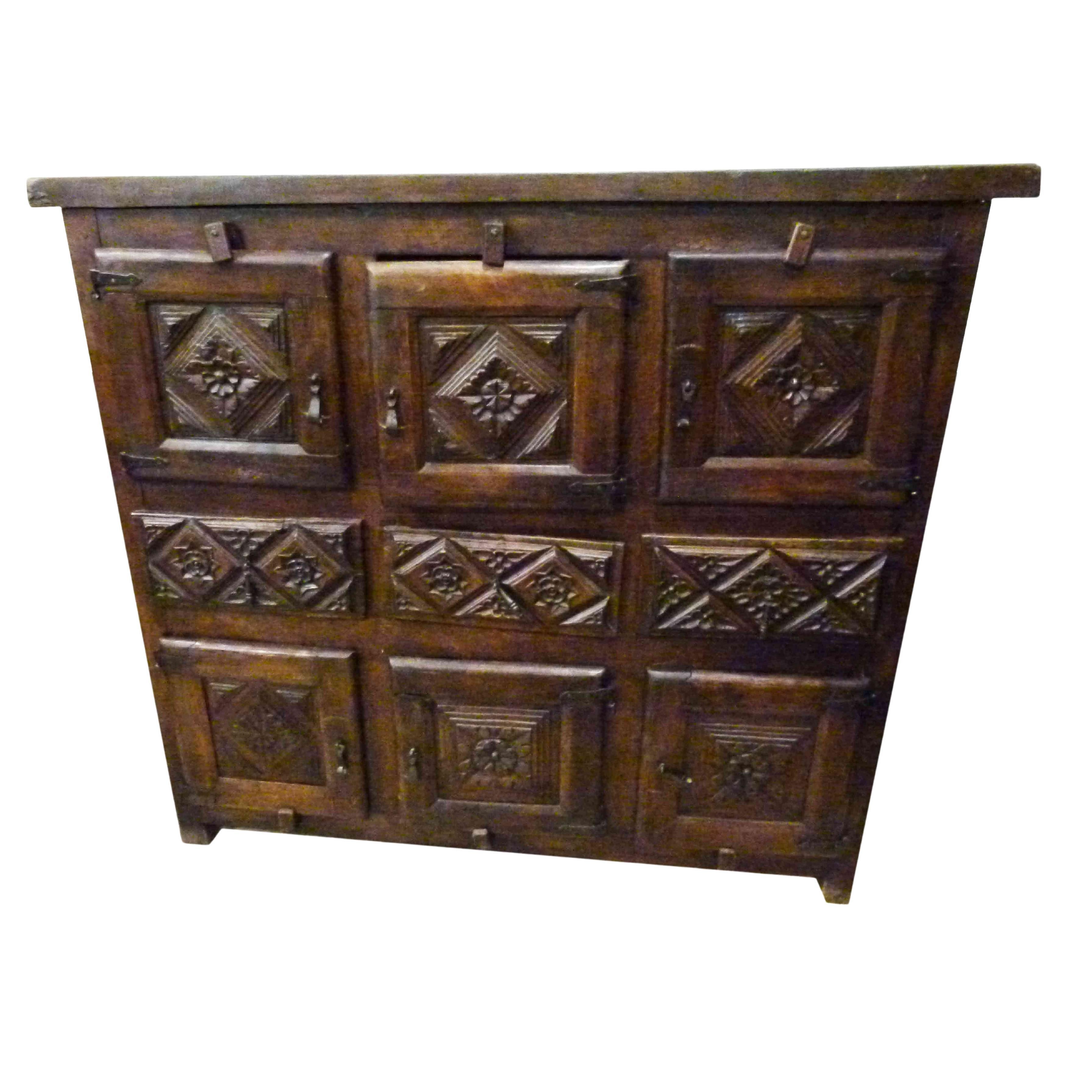Antique Oak Dinning Cabinet in Rustic Style