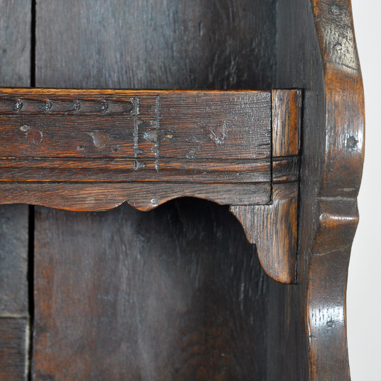 Antique Oak Dutch dresser, 1820s For Sale 6