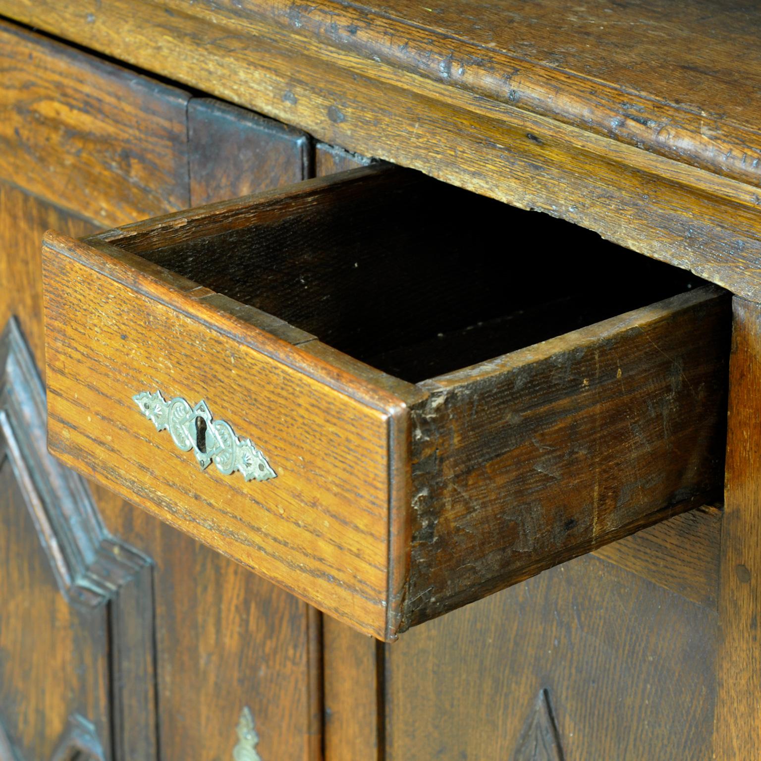Antique Oak Dutch dresser, 1820s For Sale 1