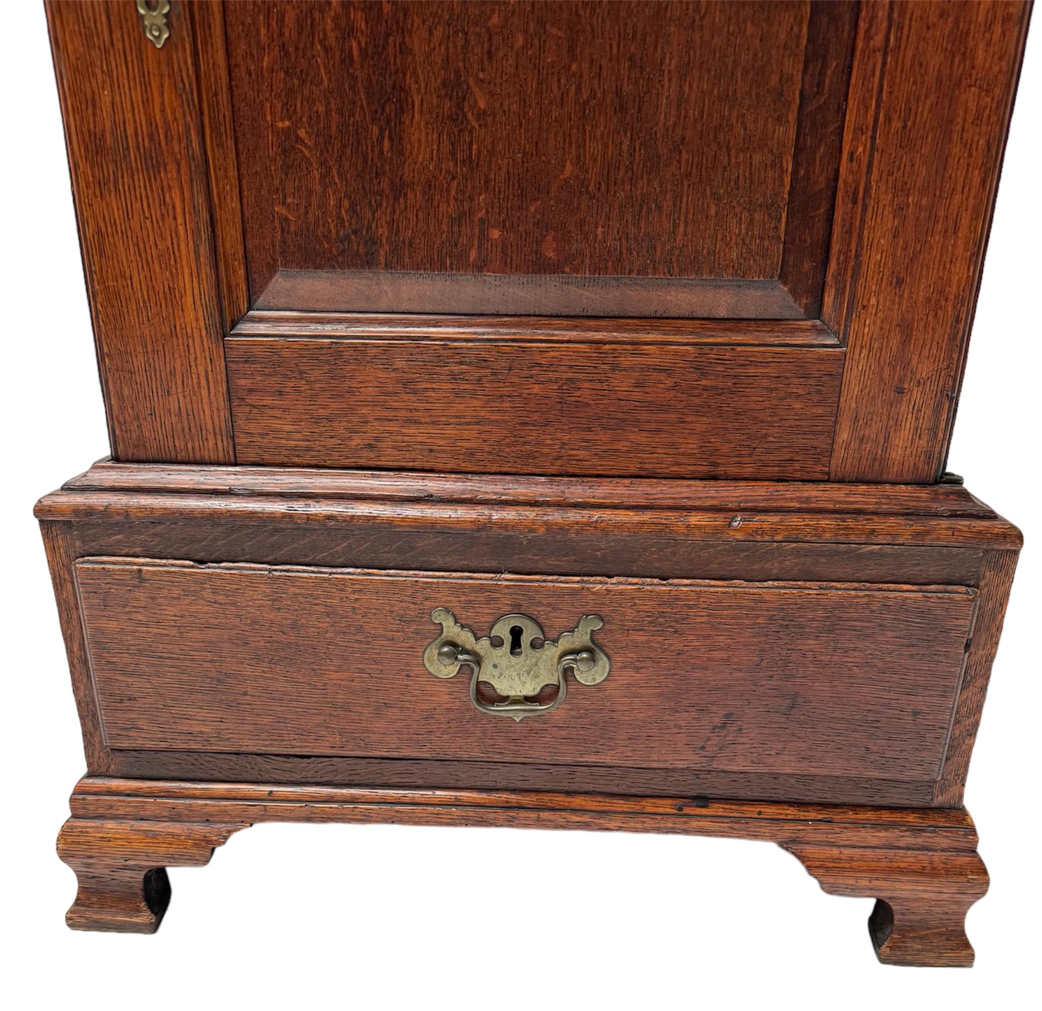 Antique Oak English Miniature Art Cabinet with Fourteen Inner Drawers, 1840s For Sale 2
