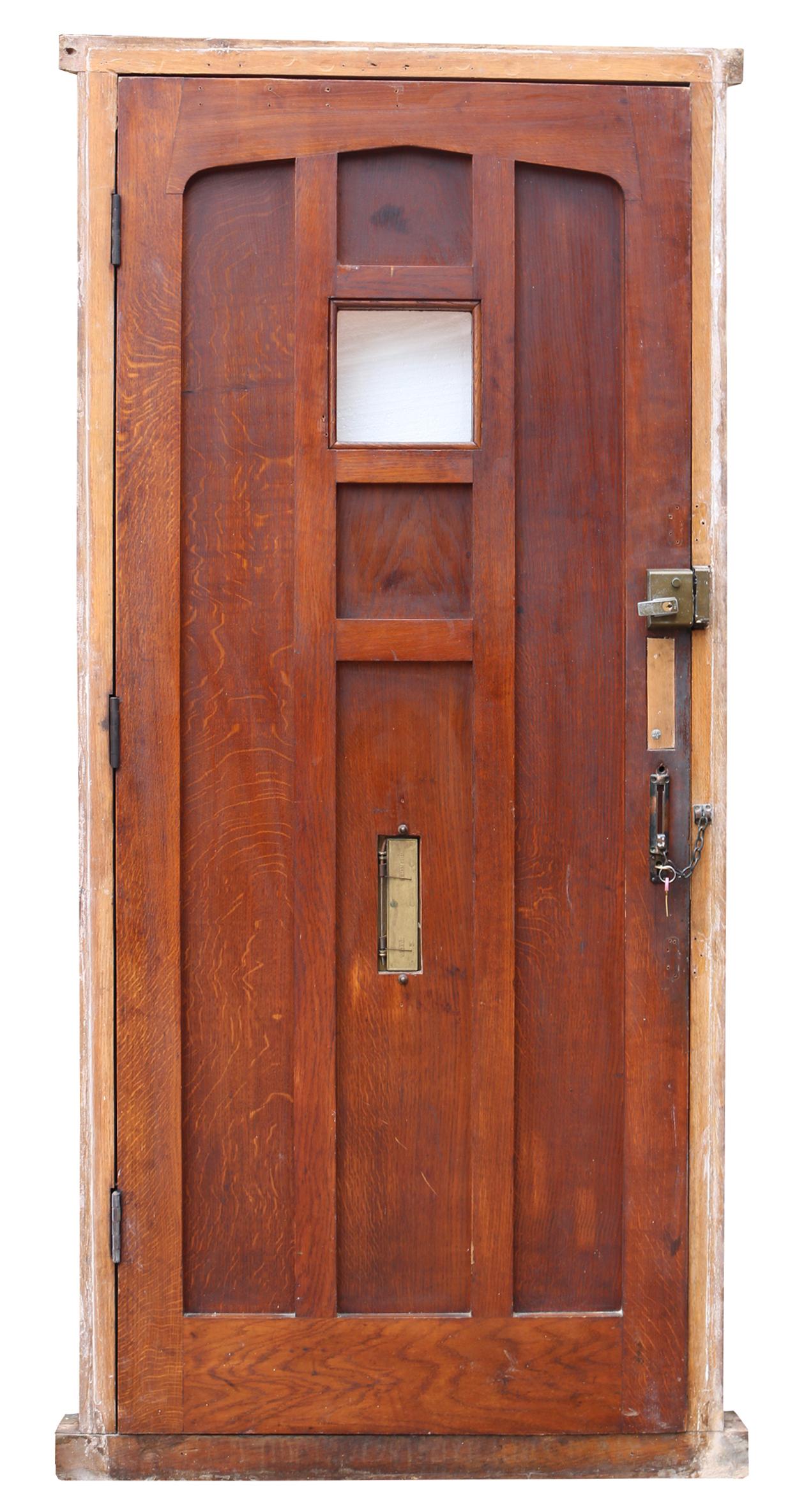 About

This oak door comes with a frame, lock with key, letterbox, push plate and has all hinges present.

Condition report

Excellent structural condition. Various hardware fitted, untested. 

Style

Arts & Crafts 

Date of