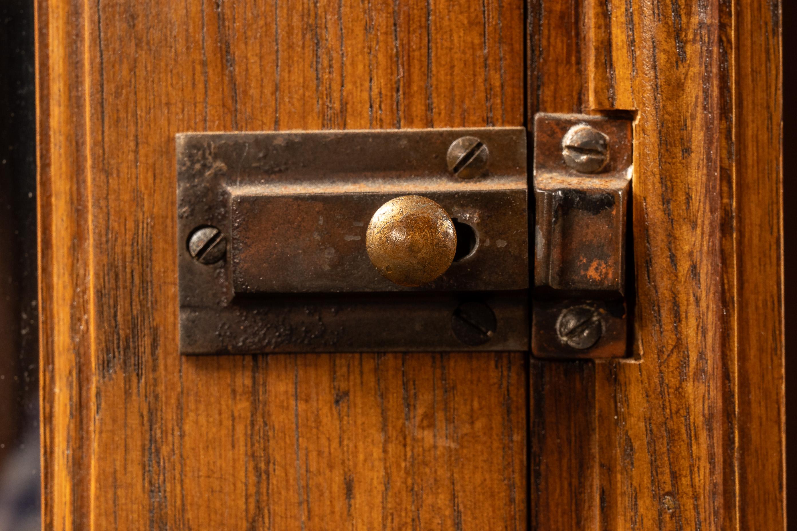 Antique Oak Farmhouse Hutch For Sale 9